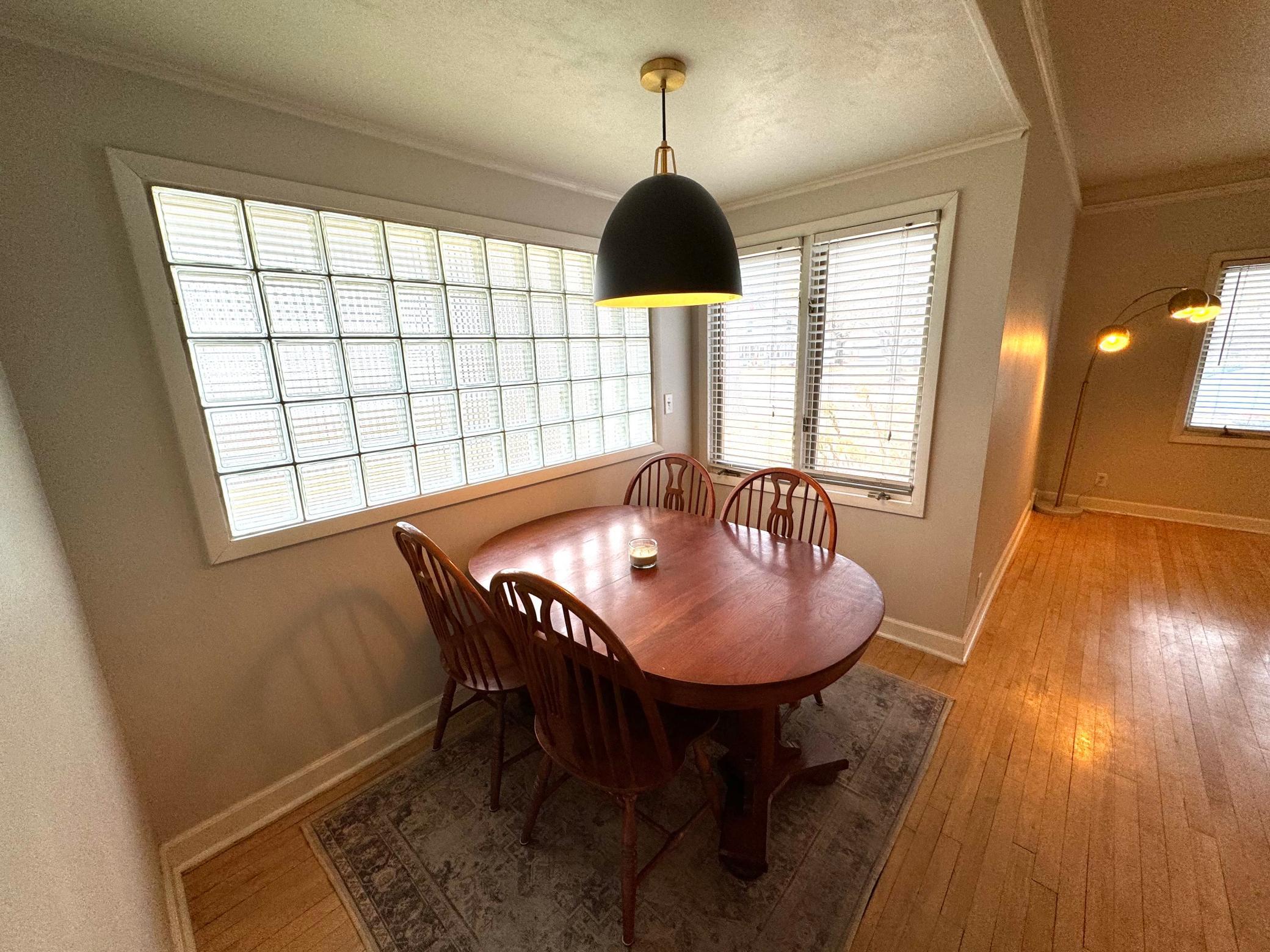 1107 Douglas Street Property Photo 16