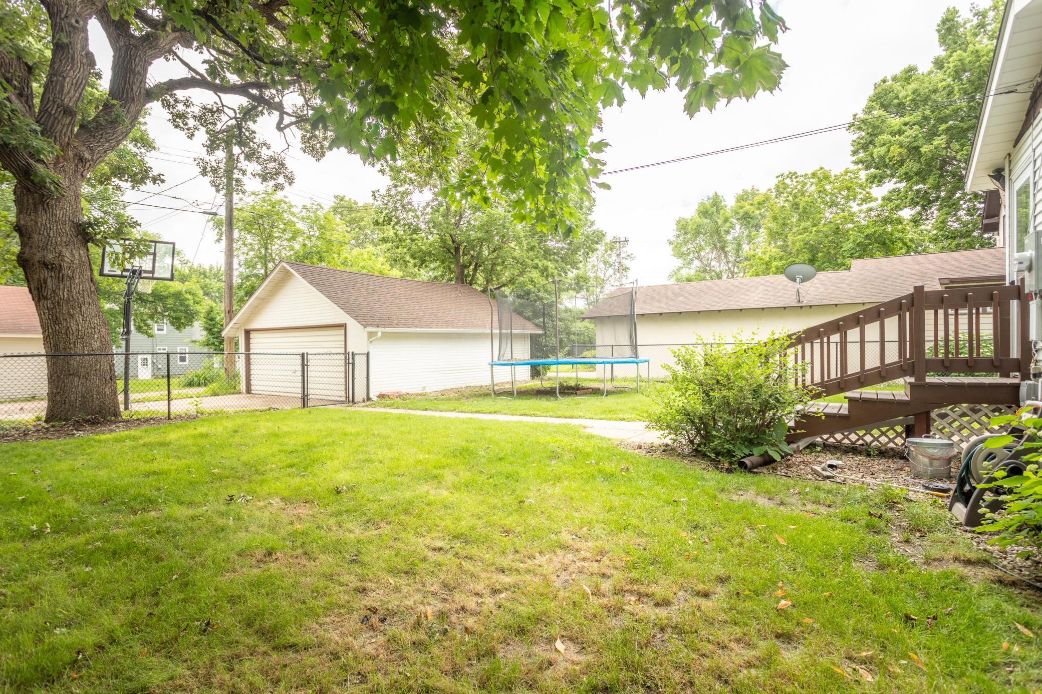 1107 Douglas Street Property Photo 37