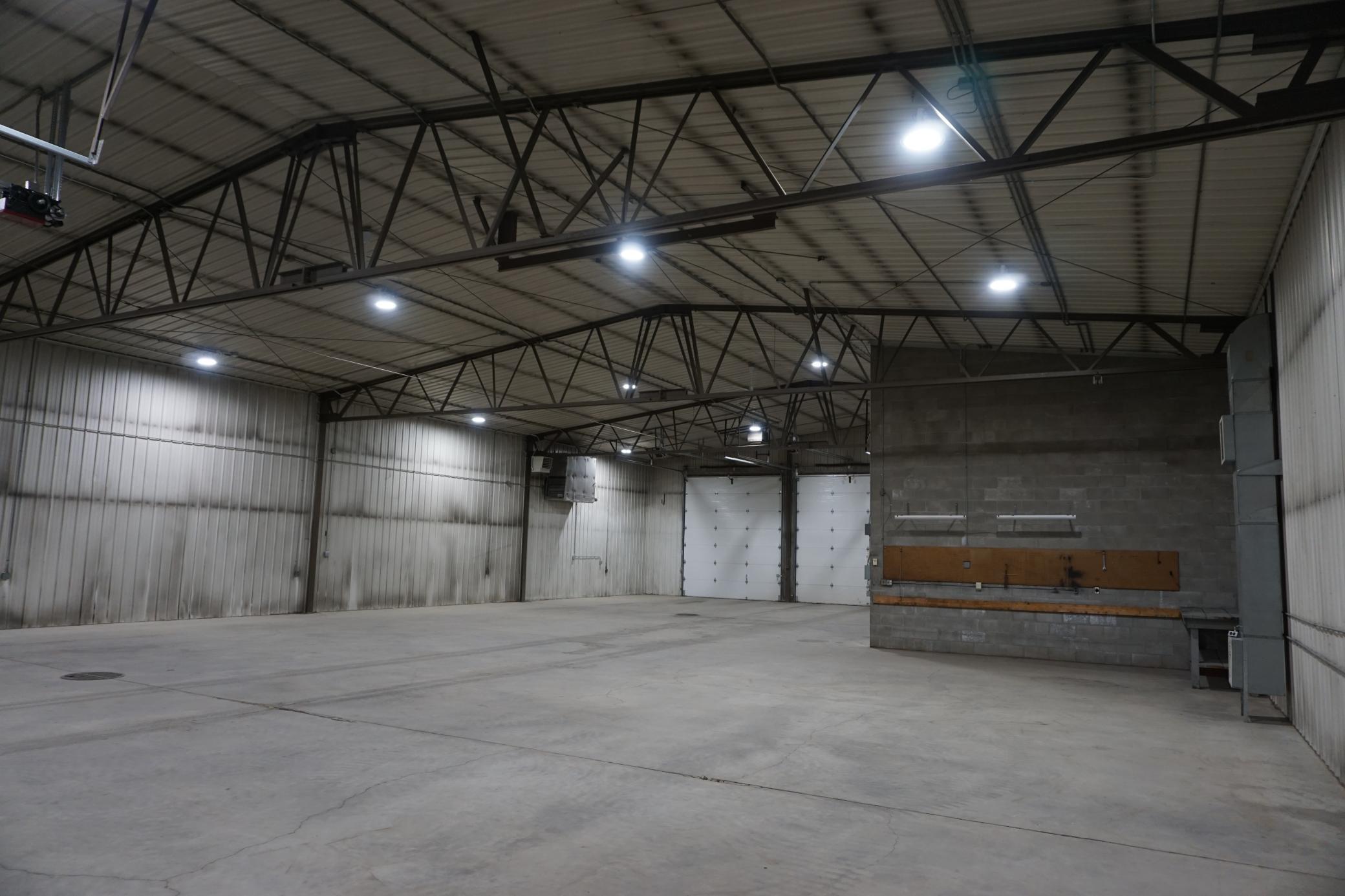 840 Industrial Park Drive Property Photo 4