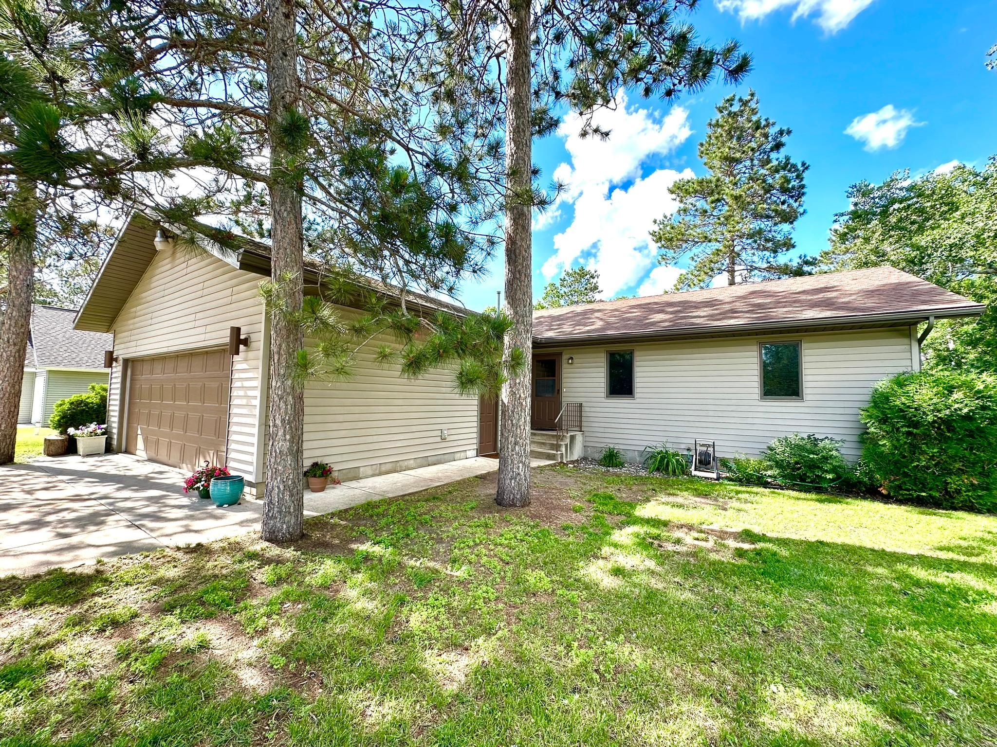 15610 Explorer Circle Property Photo 1