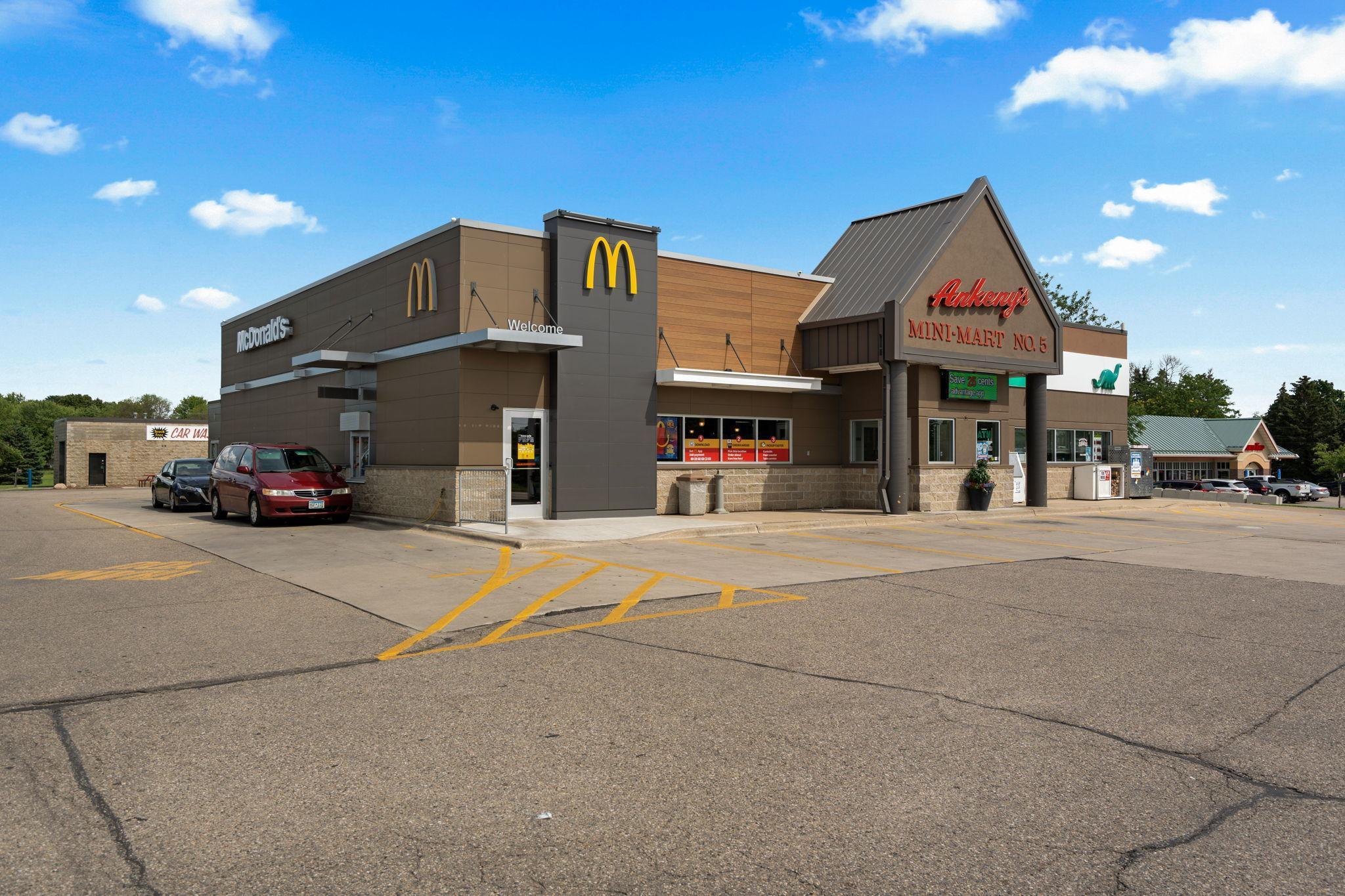 1400 14th Street Property Photo 1