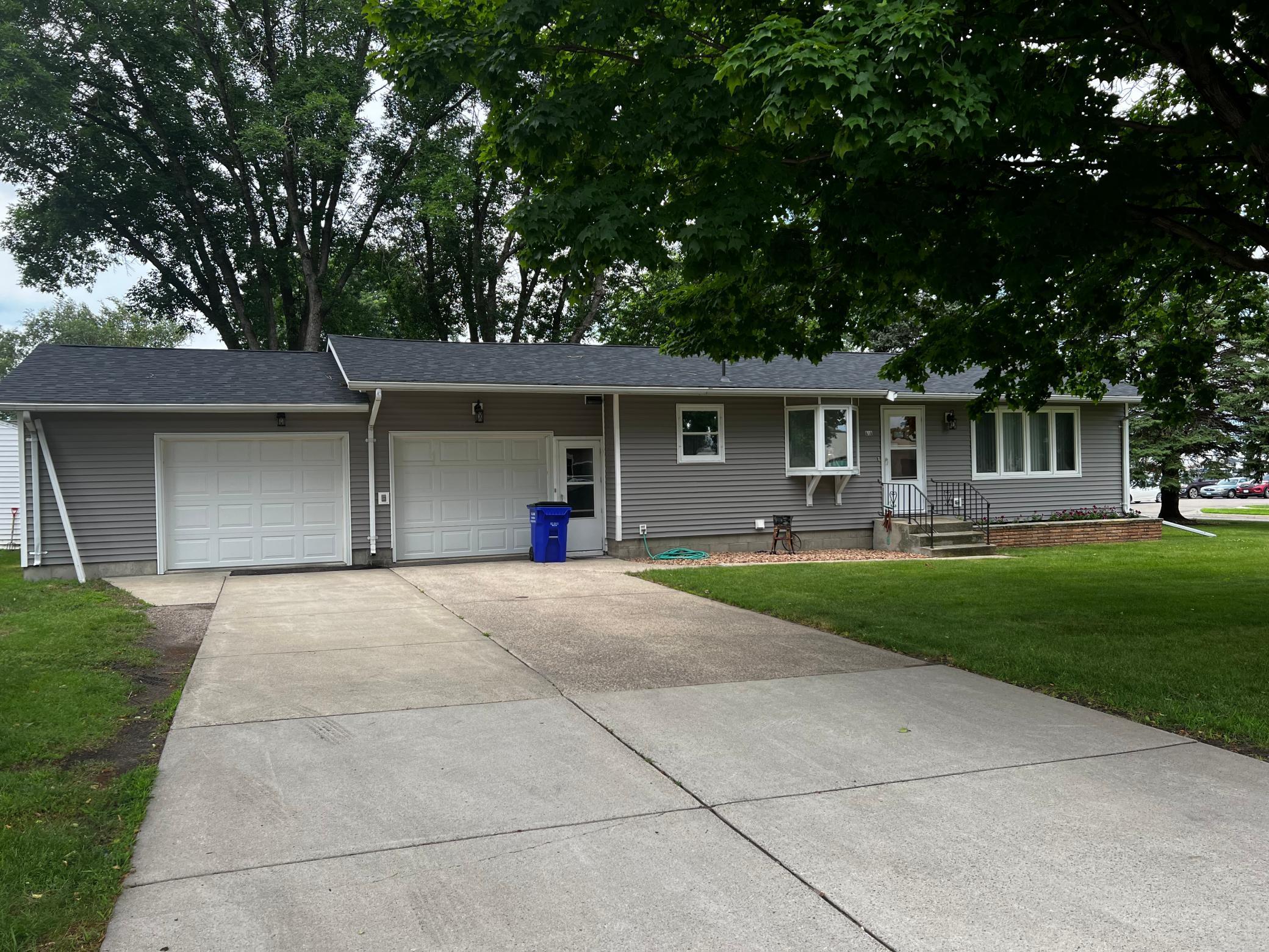 618 Memorial Place Property Photo 1