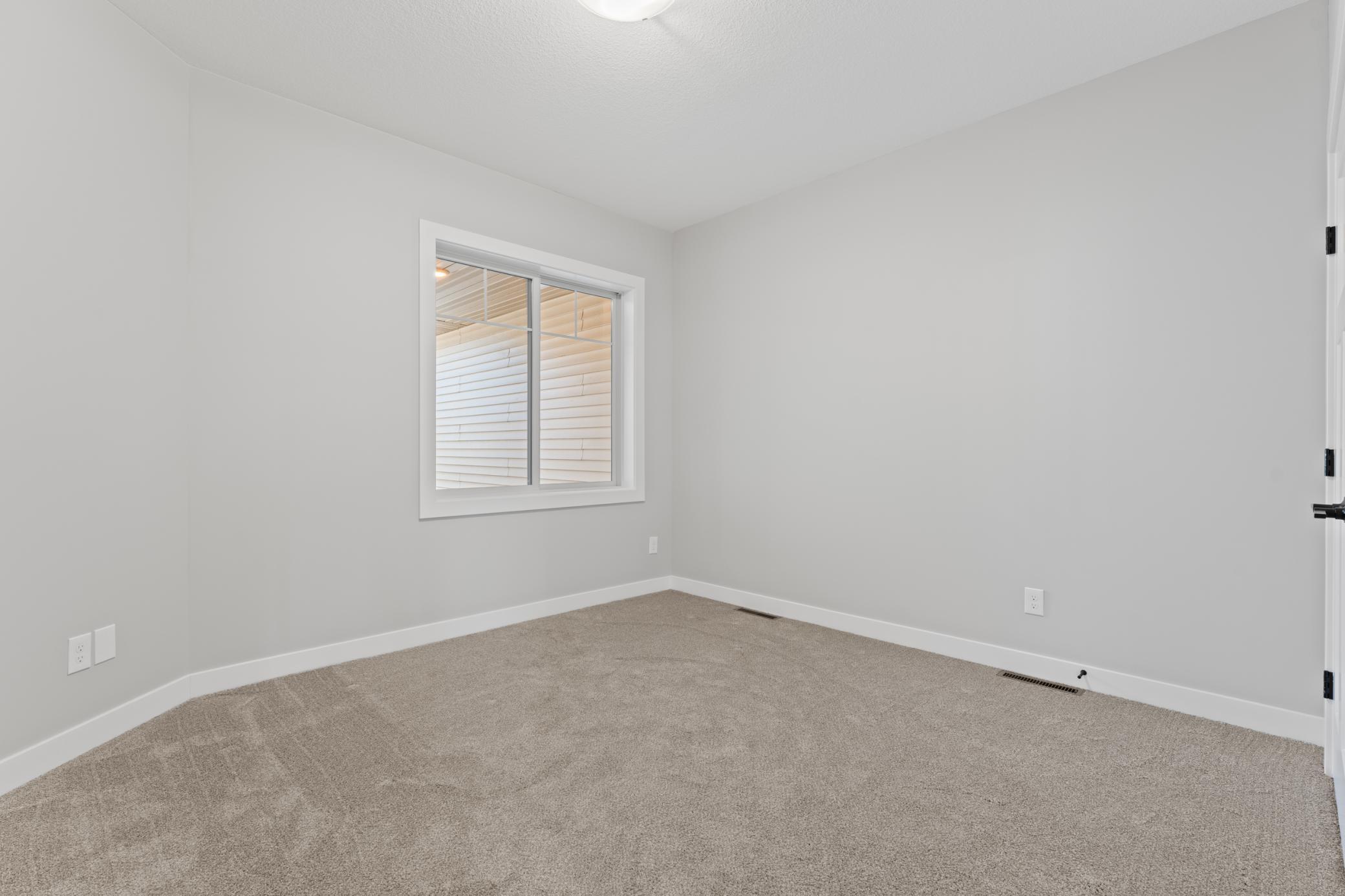 700 Shardlow Place Ne Property Photo 15