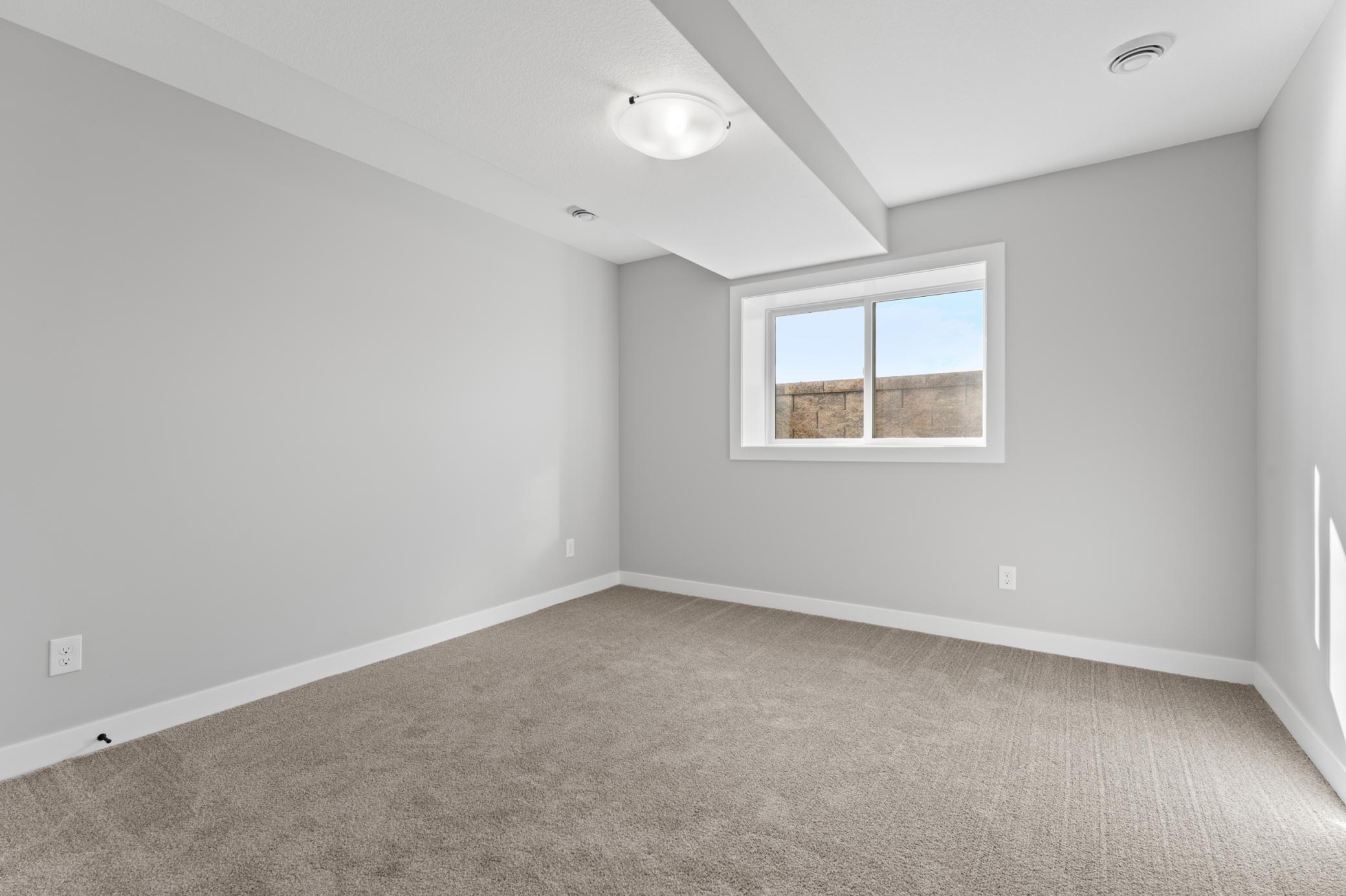 700 Shardlow Place Ne Property Photo 22