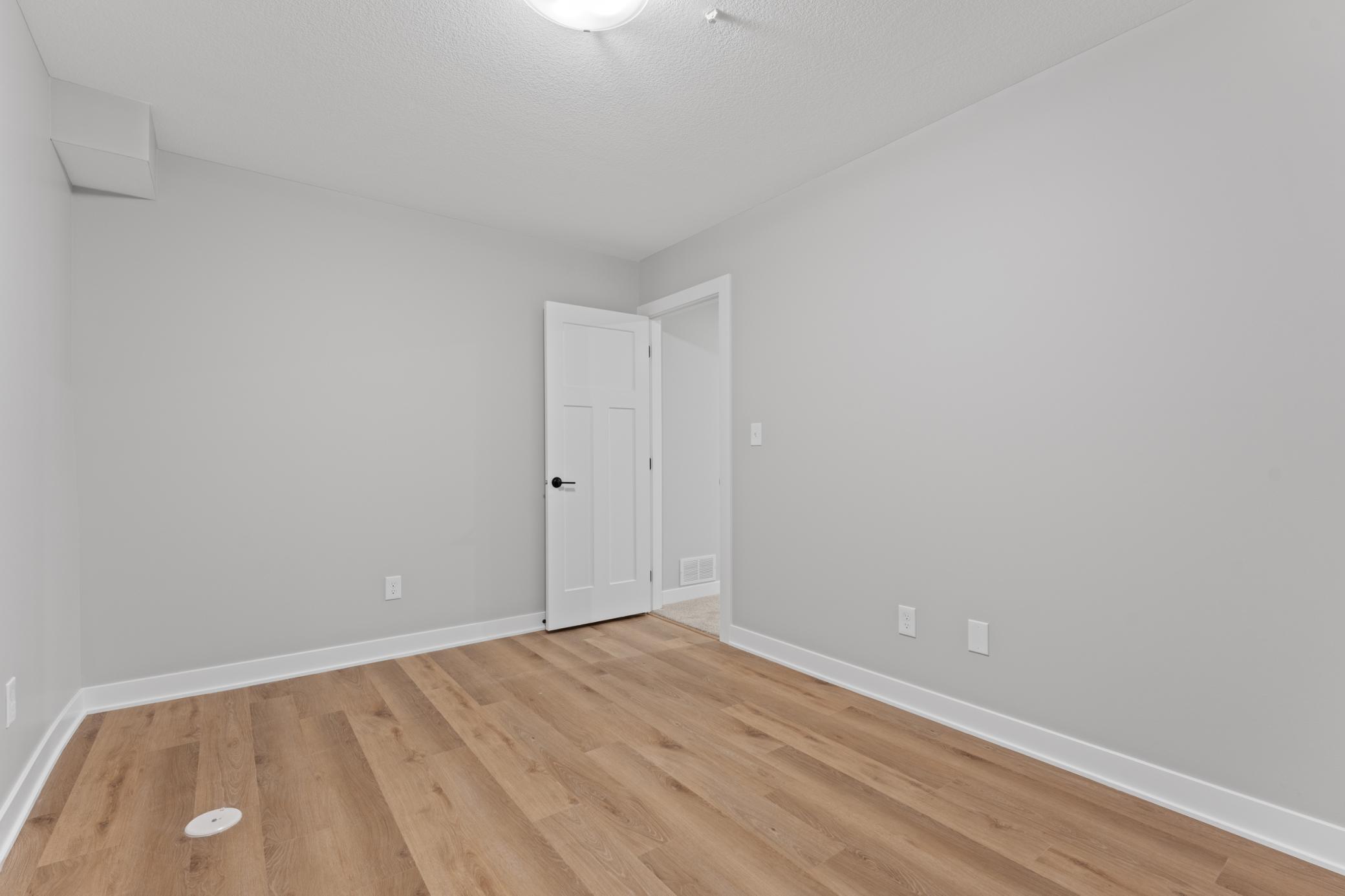 700 Shardlow Place Ne Property Photo 25