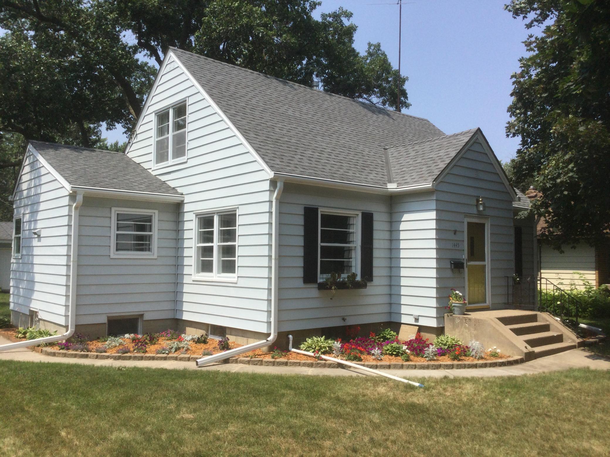 1445 8th Avenue Property Photo 1