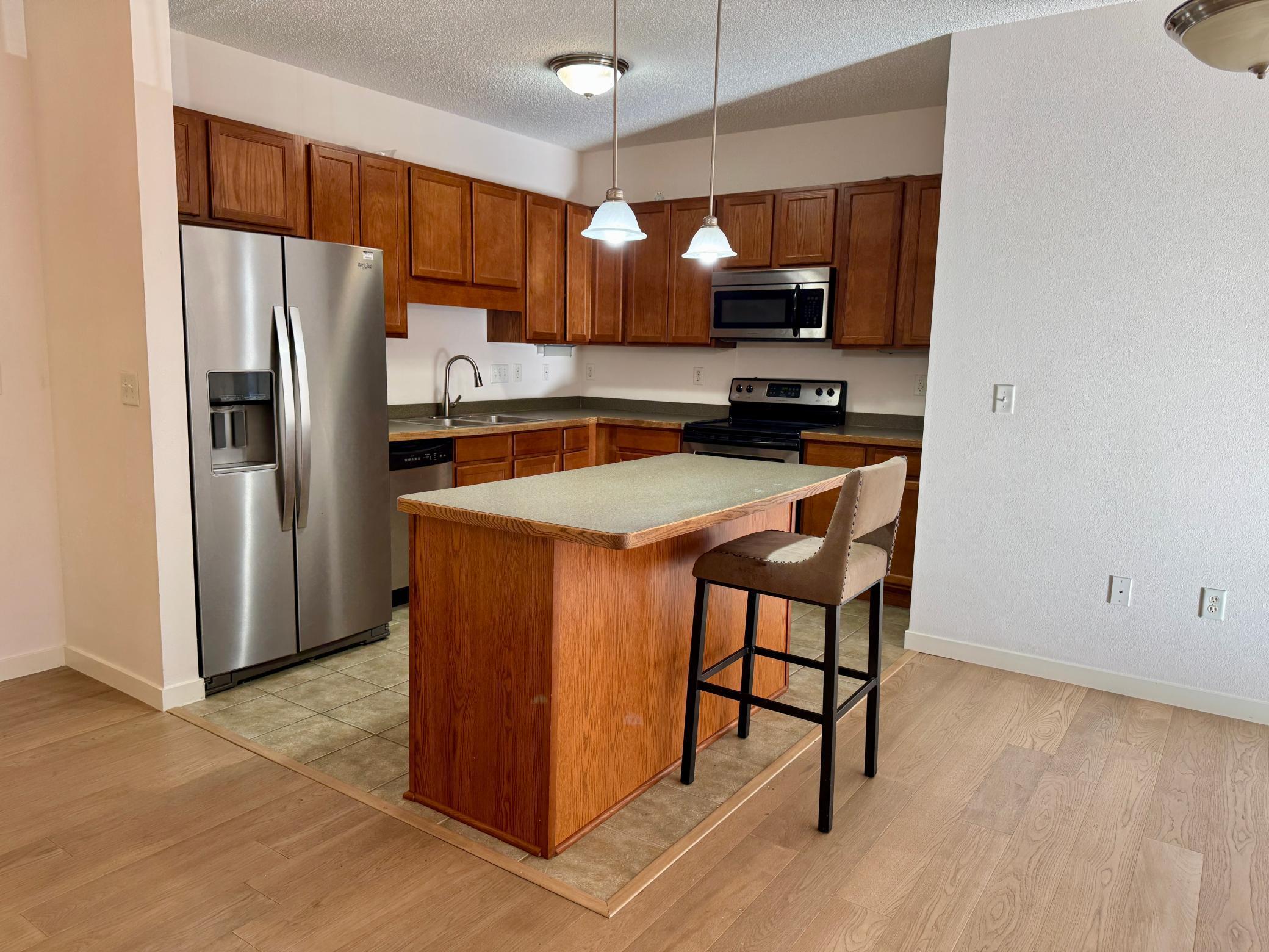 619 8th Street 203 Property Photo 1