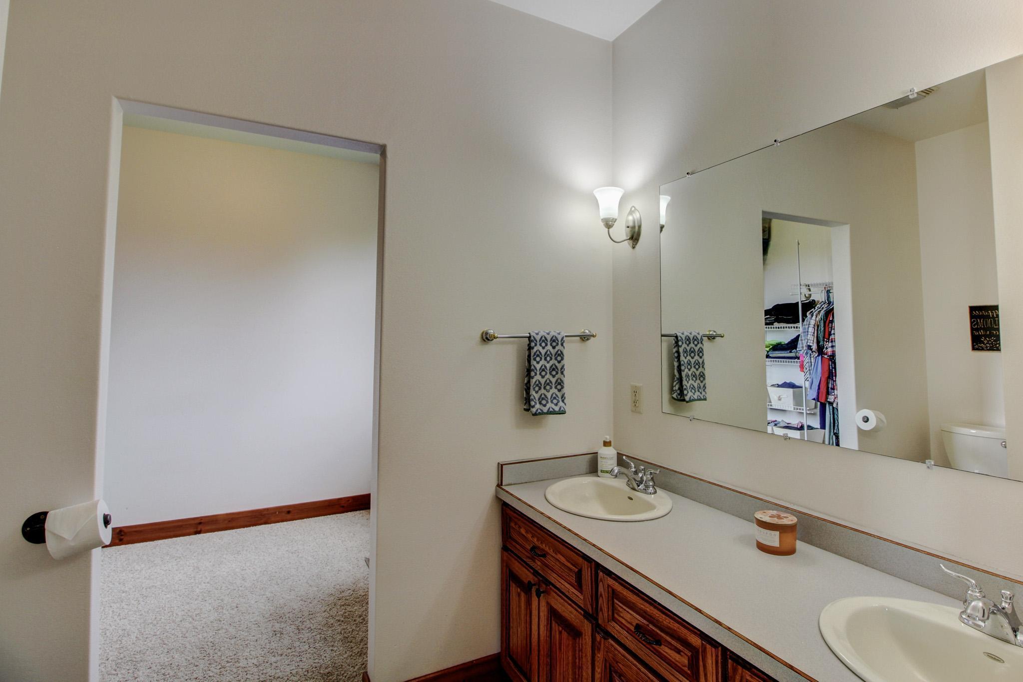 16168 560th Avenue Property Photo 13