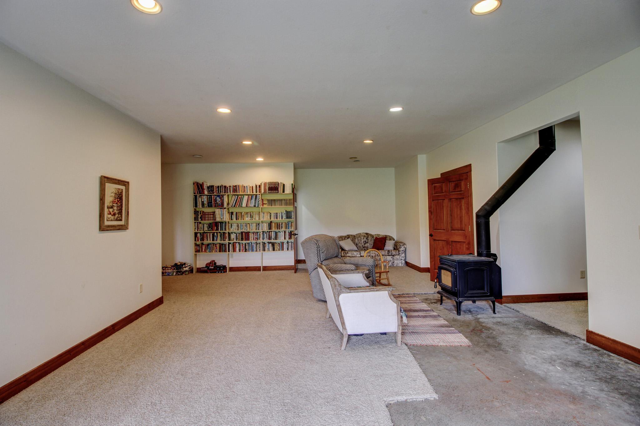 16168 560th Avenue Property Photo 23