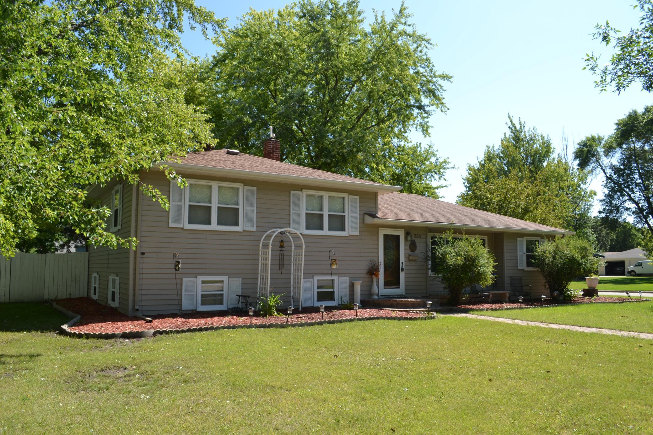 324 Maple Avenue Property Photo 1