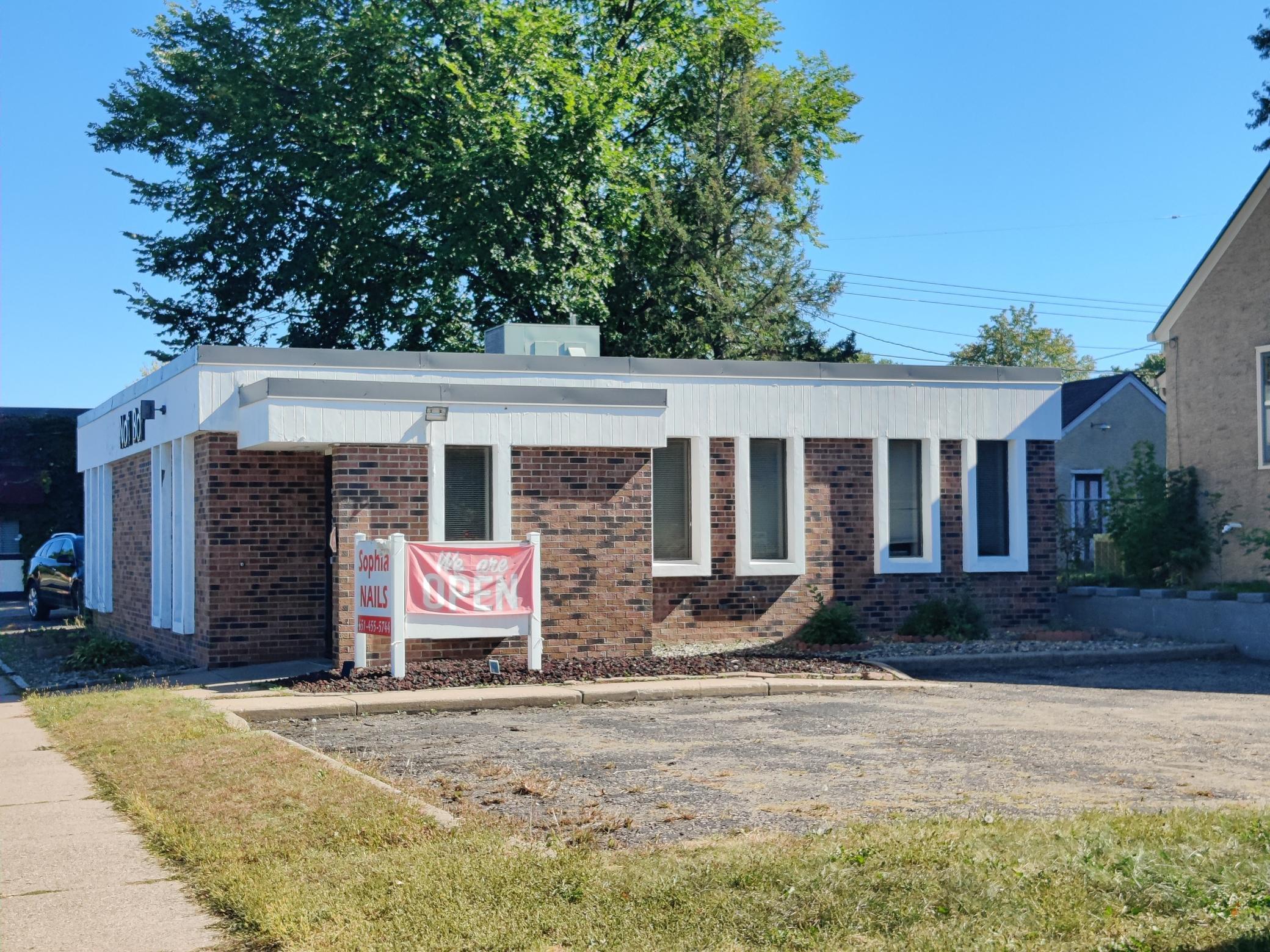 727 Marie Avenue Property Photo 2
