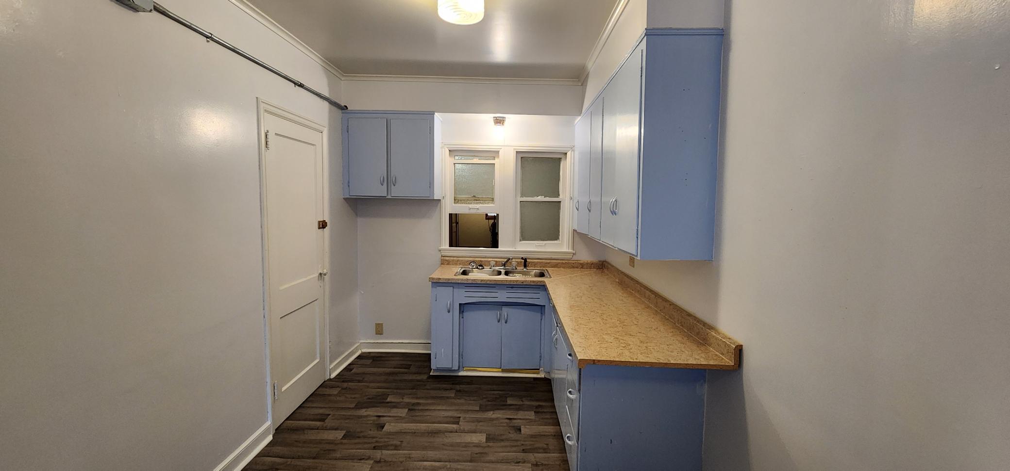 327 3rd Street Property Photo 15