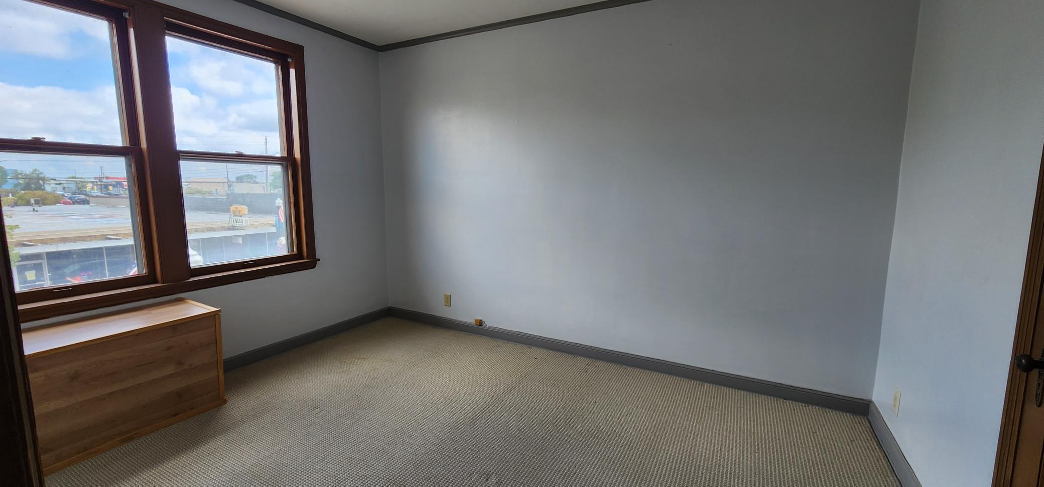 327 3rd Street Property Photo 24