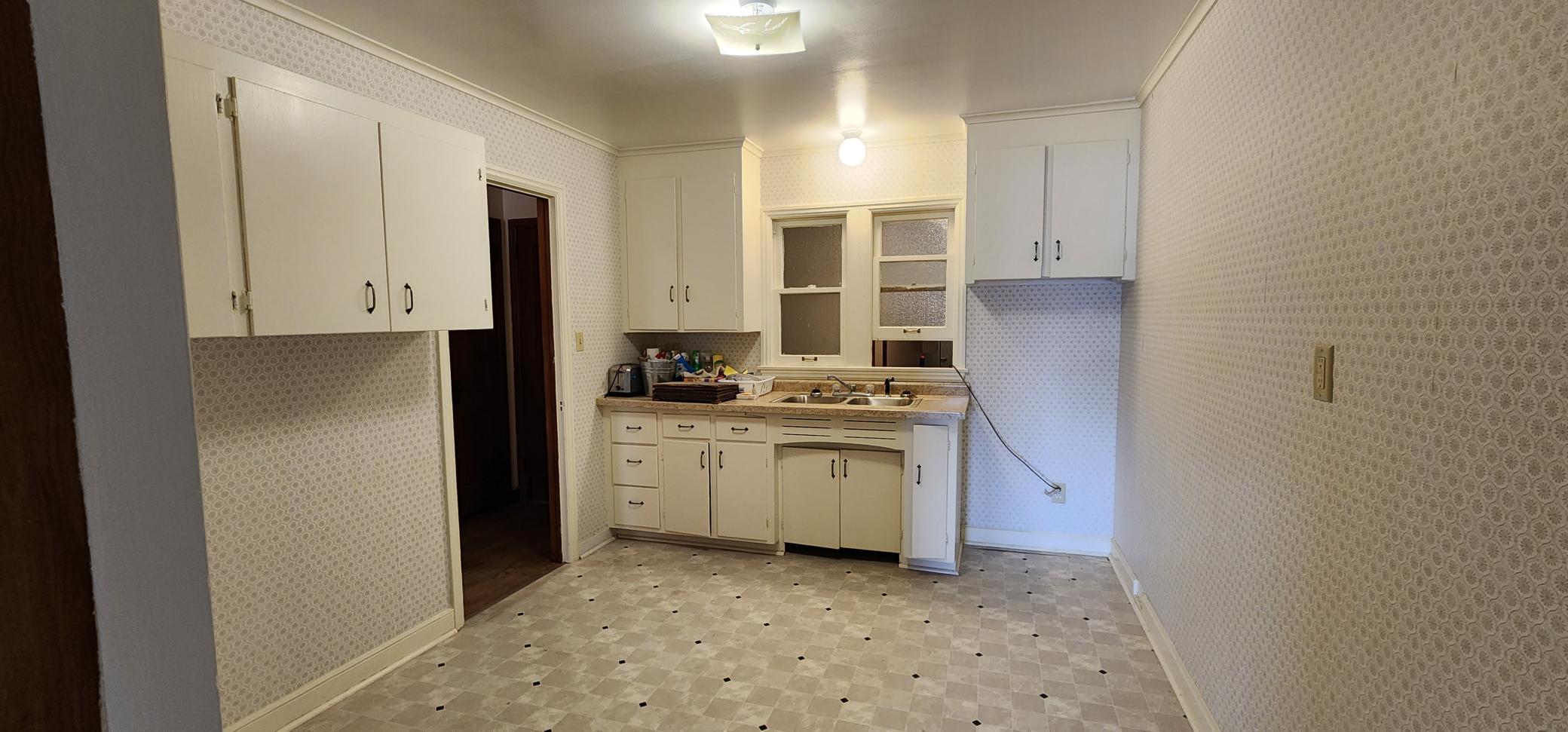 327 3rd Street Property Photo 27