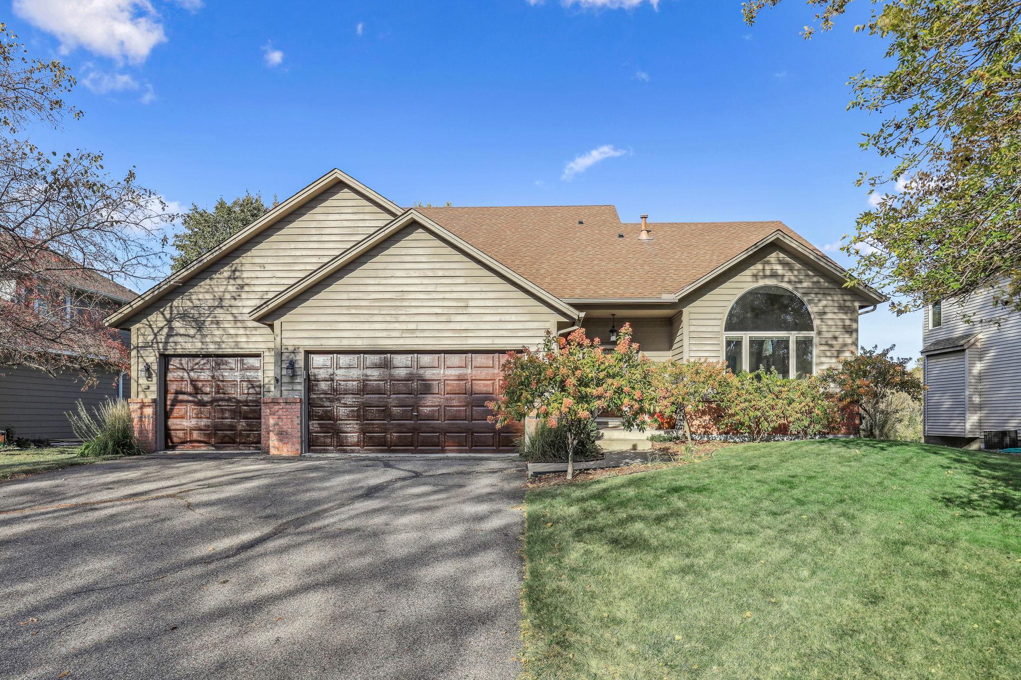 4076 Brougham Boulevard Property Photo 1