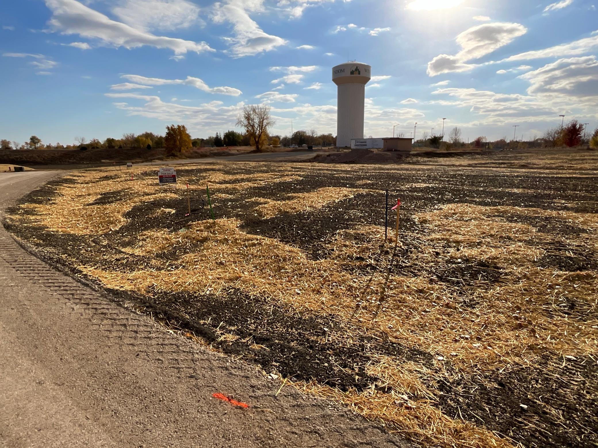 9 Cottonwood Lake Boulevard Property Photo 8