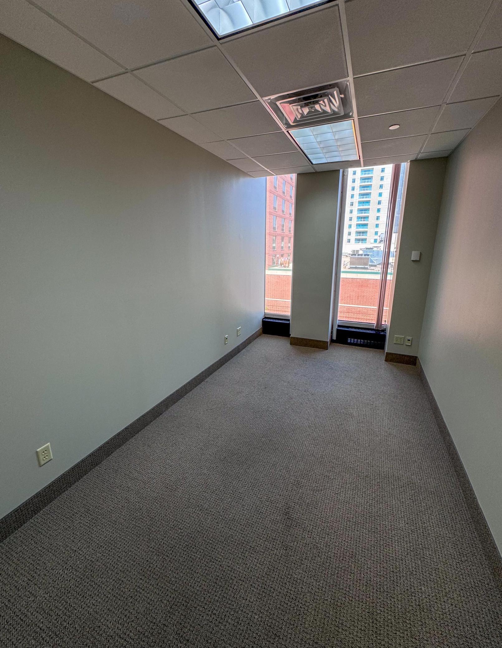 206 Broadway Avenue S Property Photo 27