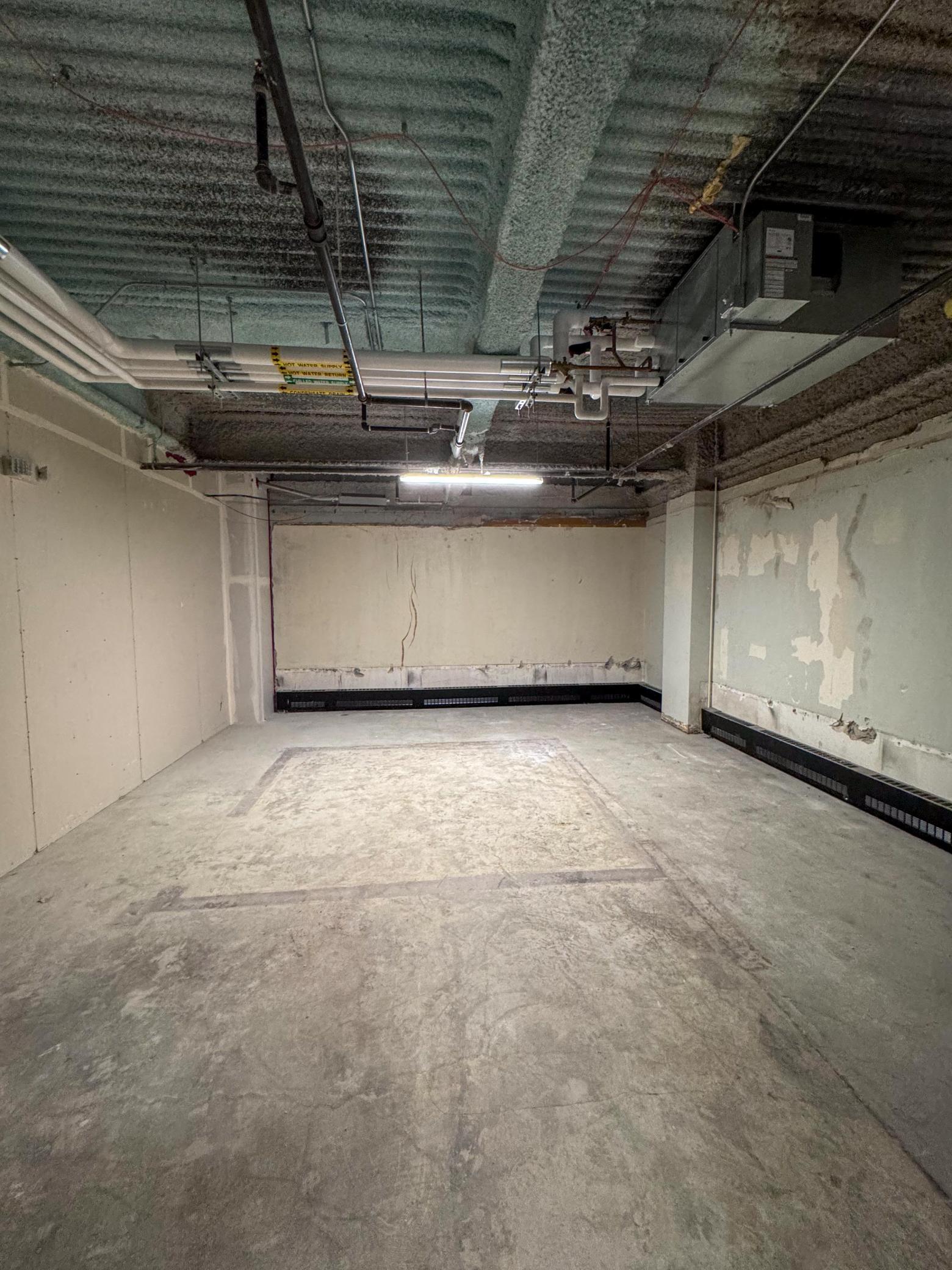206 Broadway Avenue S Property Photo 43