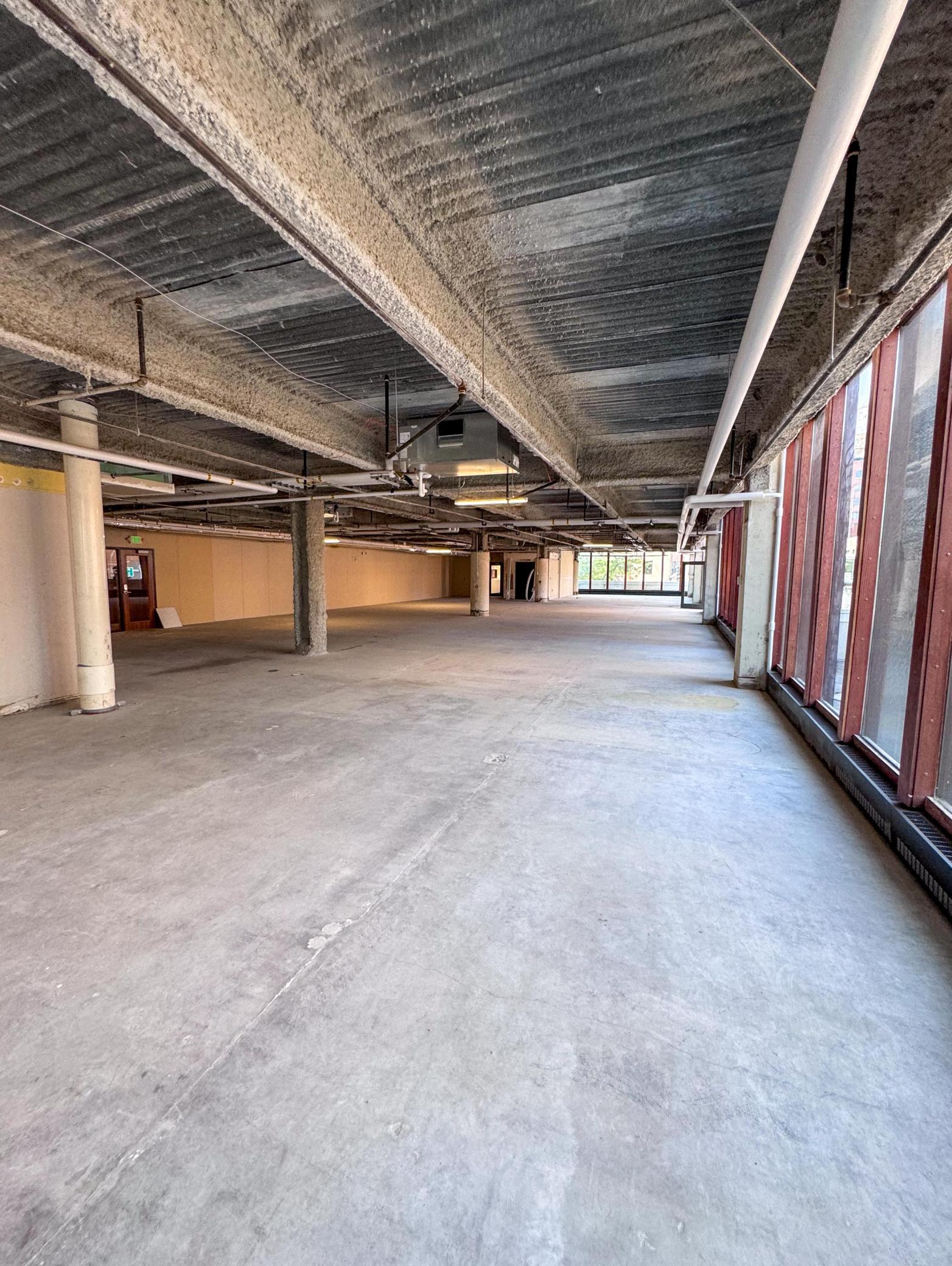 206 Broadway Avenue S Property Photo 58