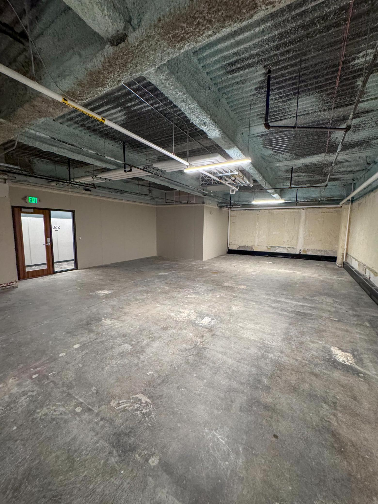 206 Broadway Avenue S Property Photo 72