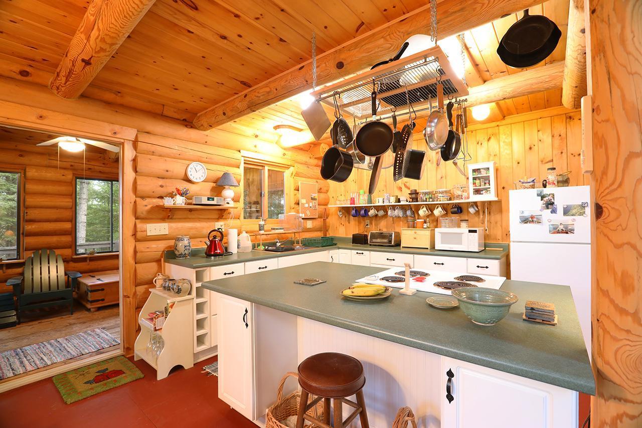 5497 Pine Island N Property Photo 6