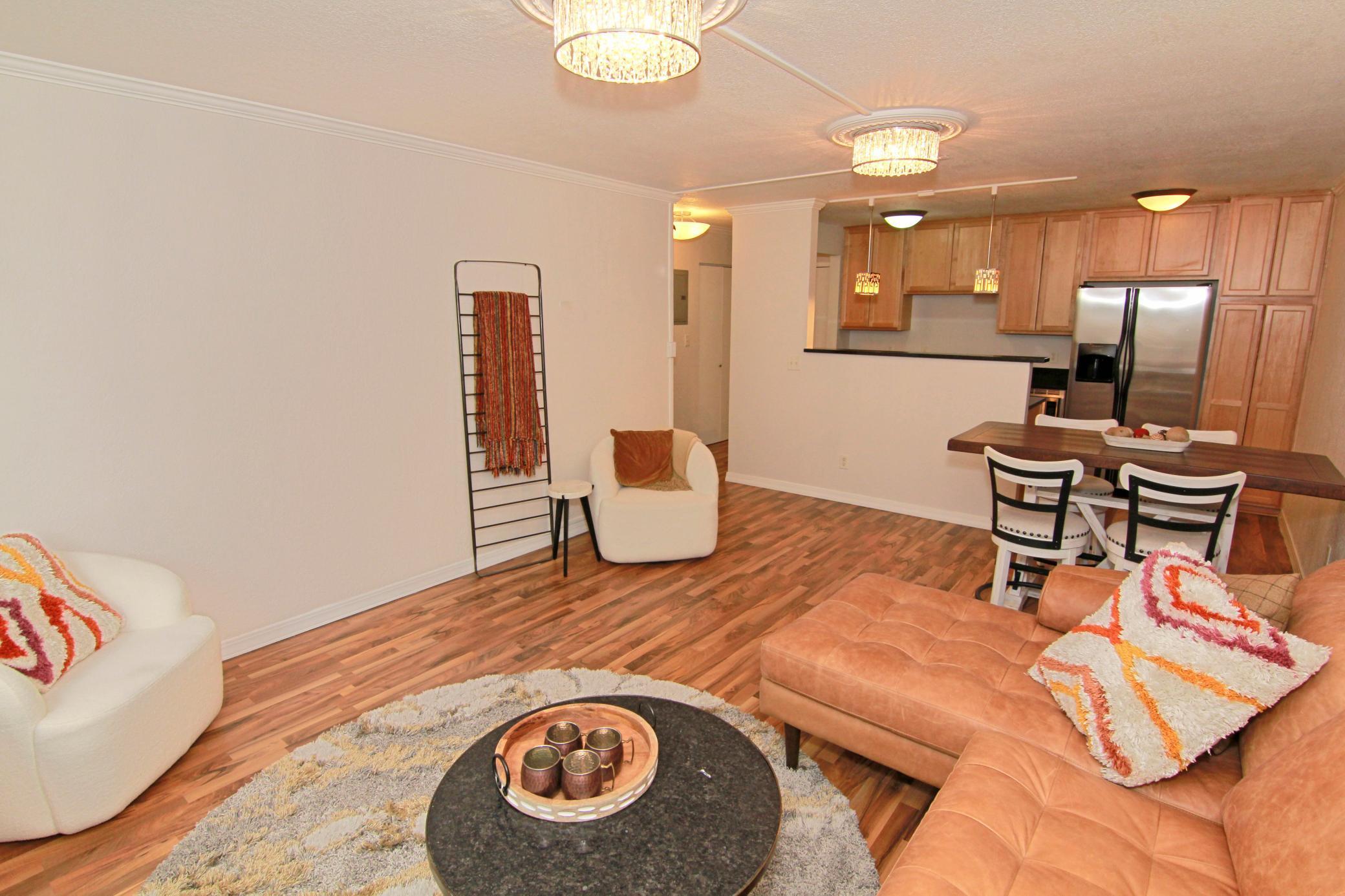 3120 Hennepin Avenue 107 Property Photo 6