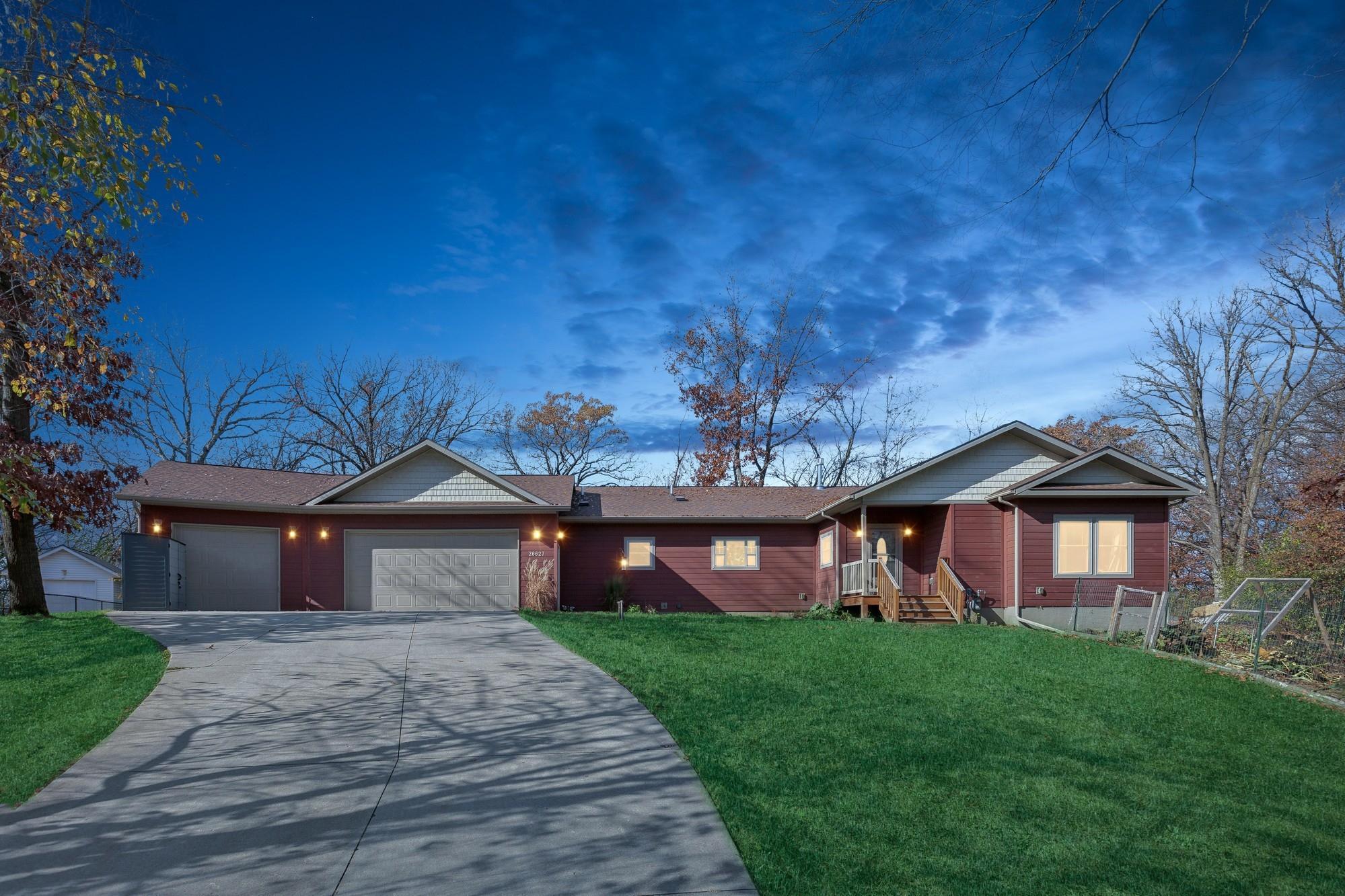 26627 Woodcrest Circle Property Photo 1