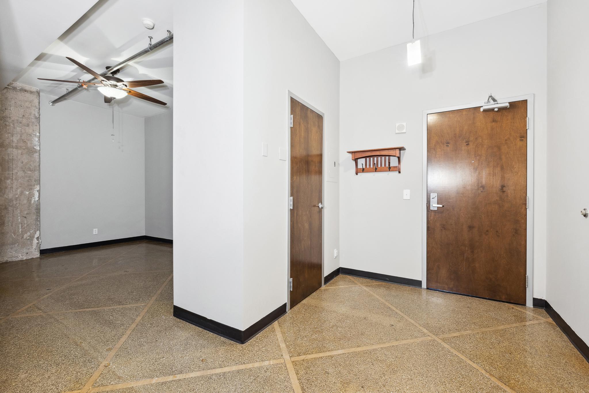 350 Saint Peter Street 307 Property Photo 5