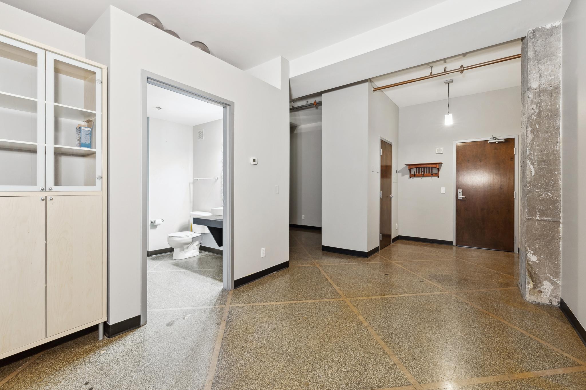 350 Saint Peter Street 307 Property Photo 7