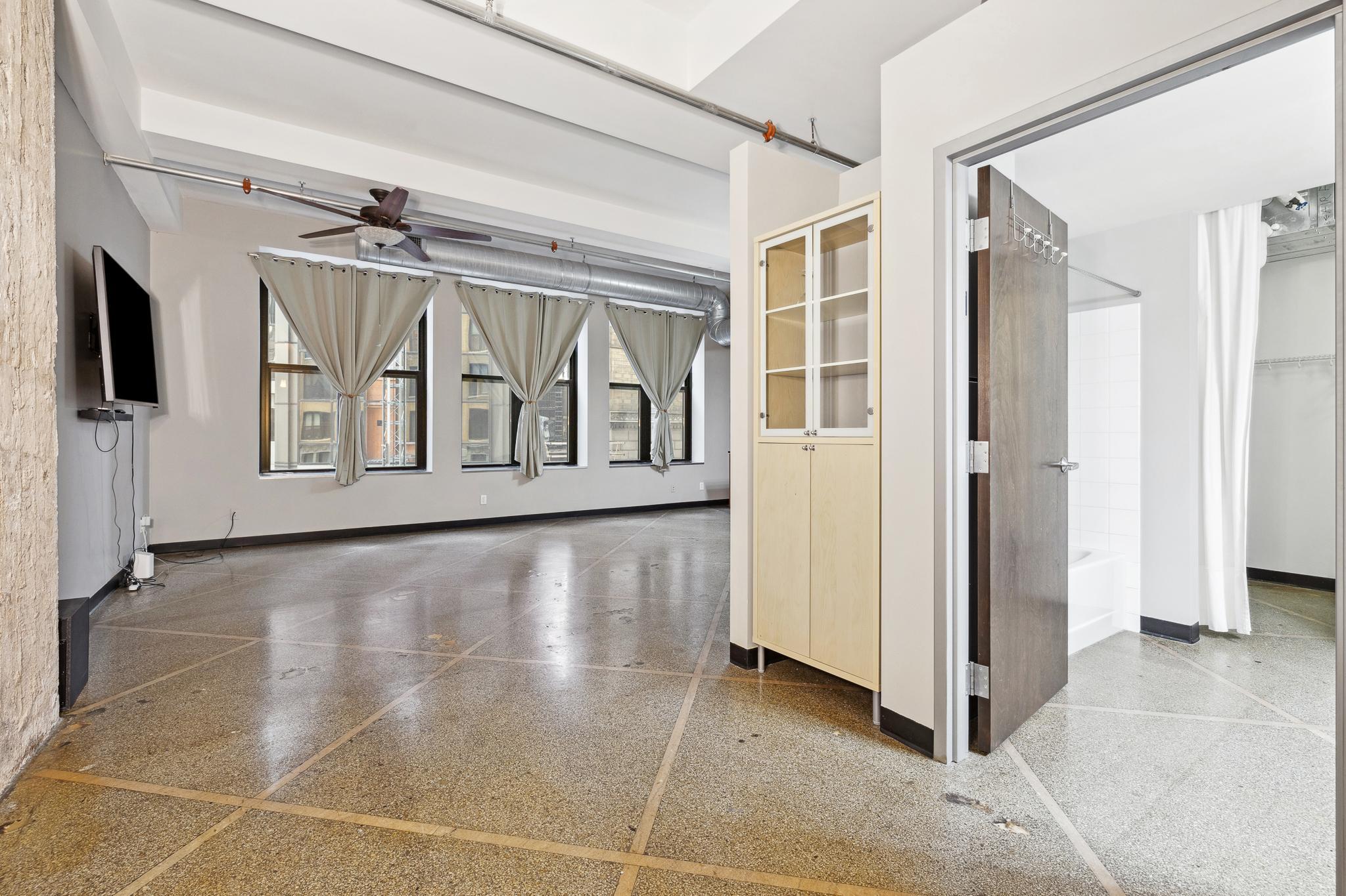 350 Saint Peter Street 307 Property Photo 10