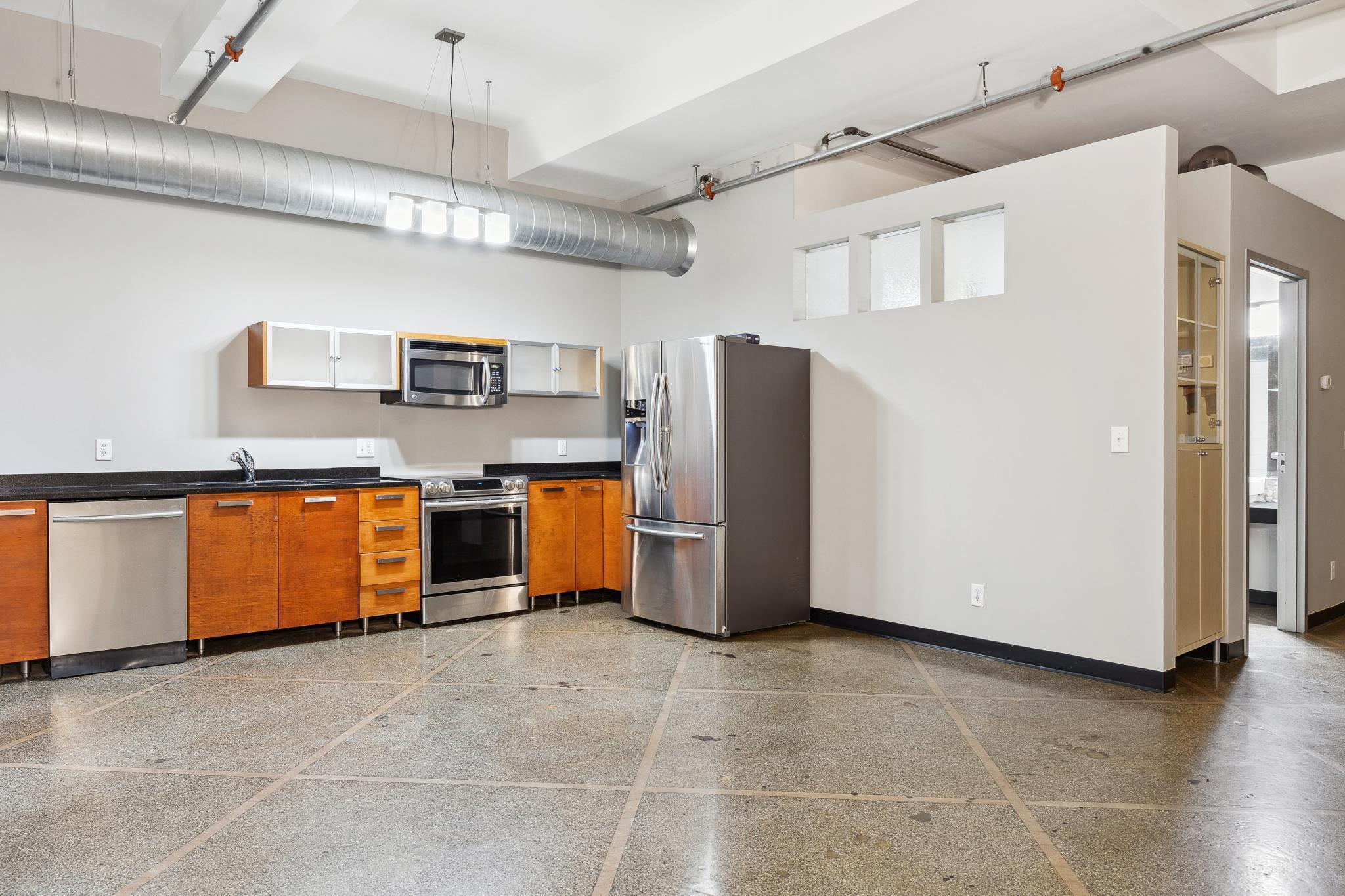 350 Saint Peter Street 307 Property Photo 12
