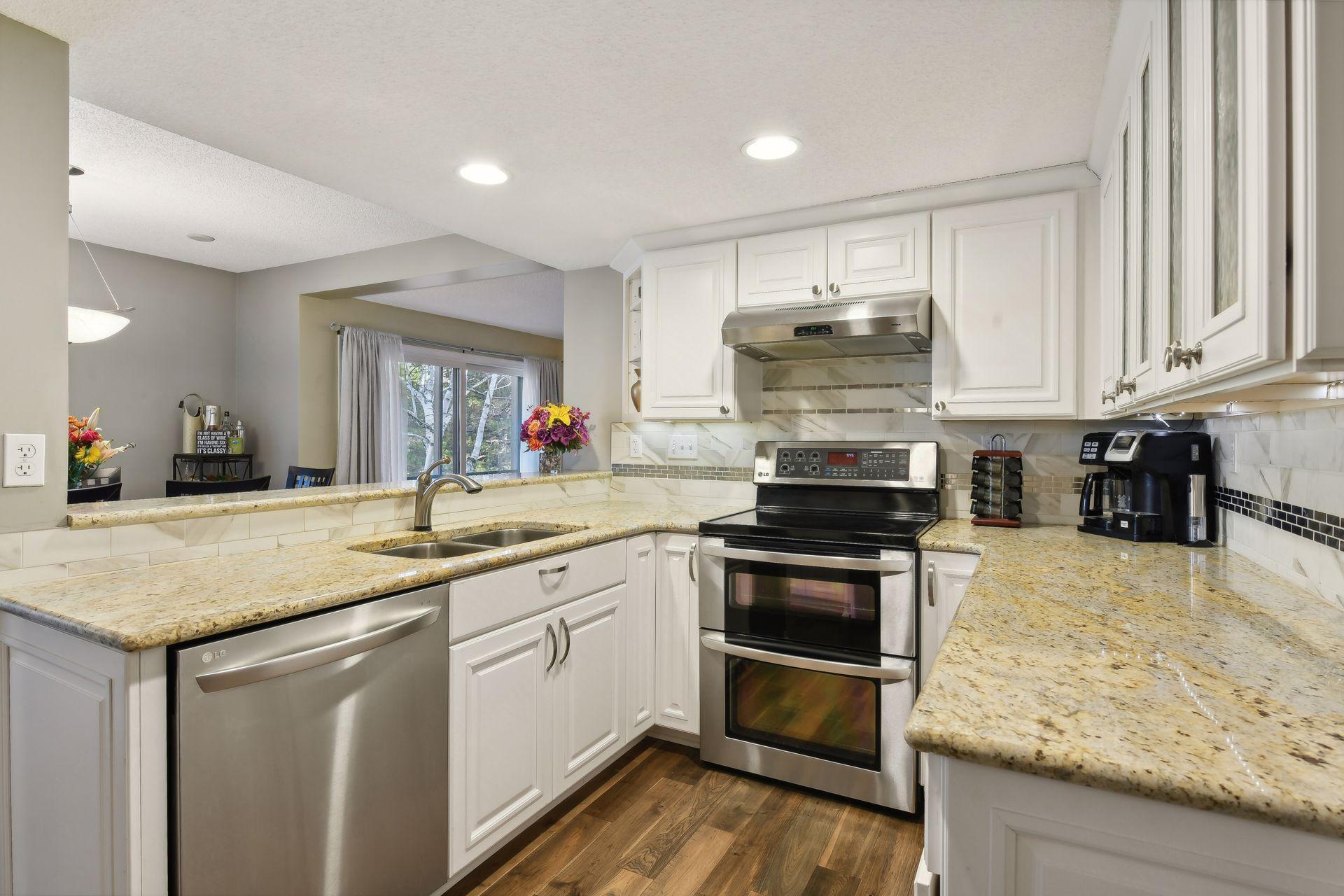 6105 Lincoln Drive 239 Property Photo 1