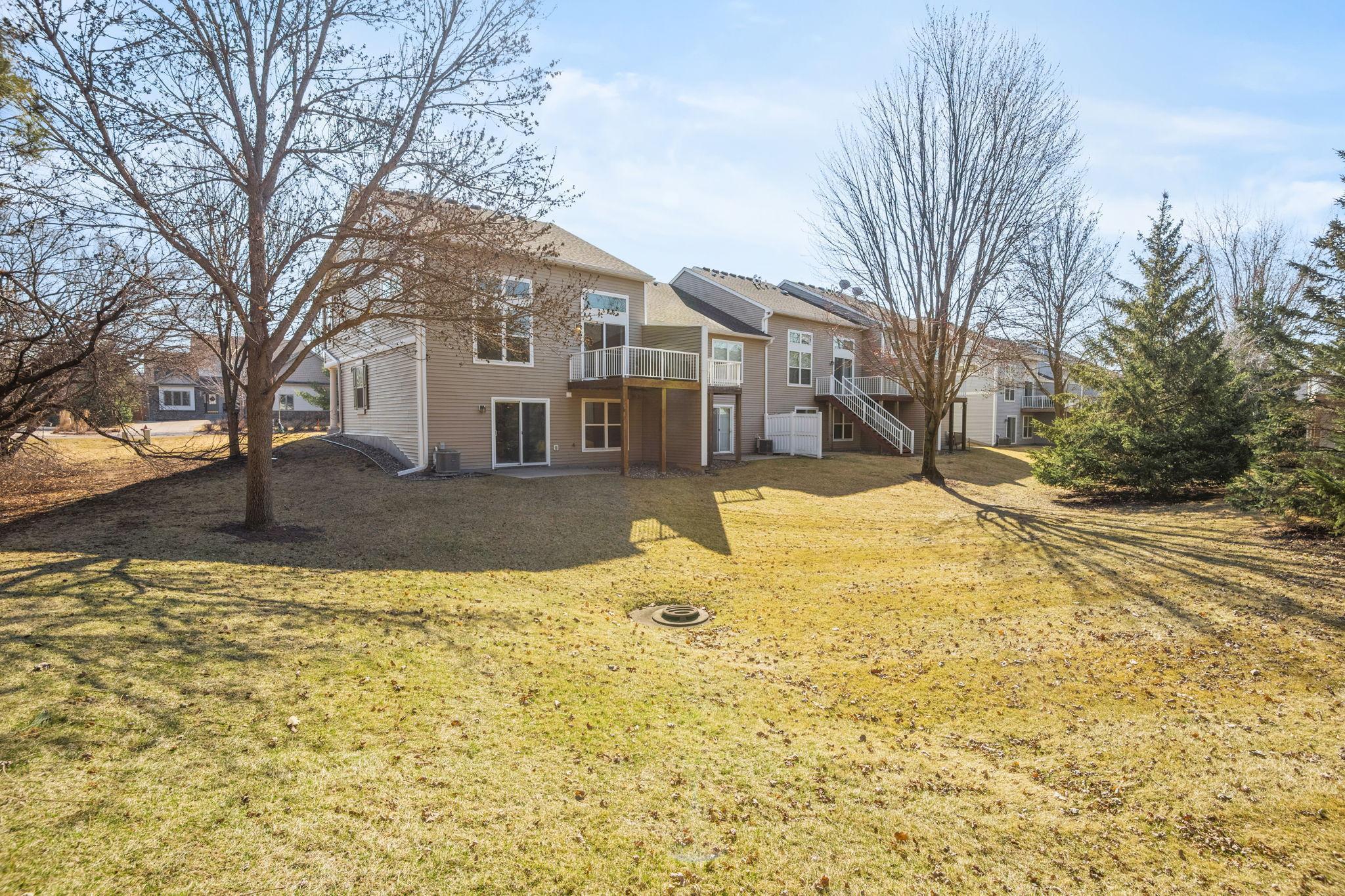 2160 Woodcrest Drive Property Photo 5