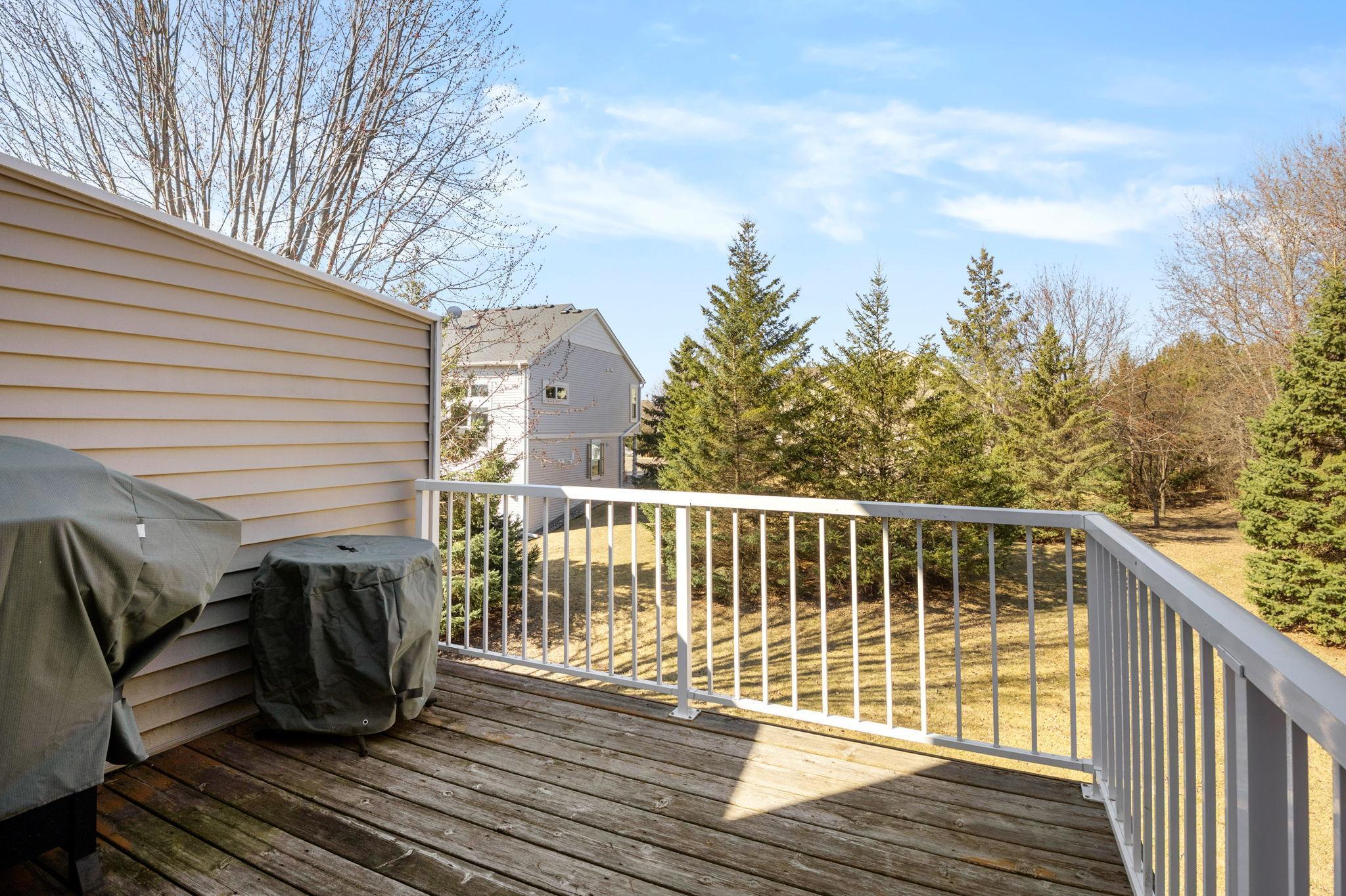 2160 Woodcrest Drive Property Photo 8