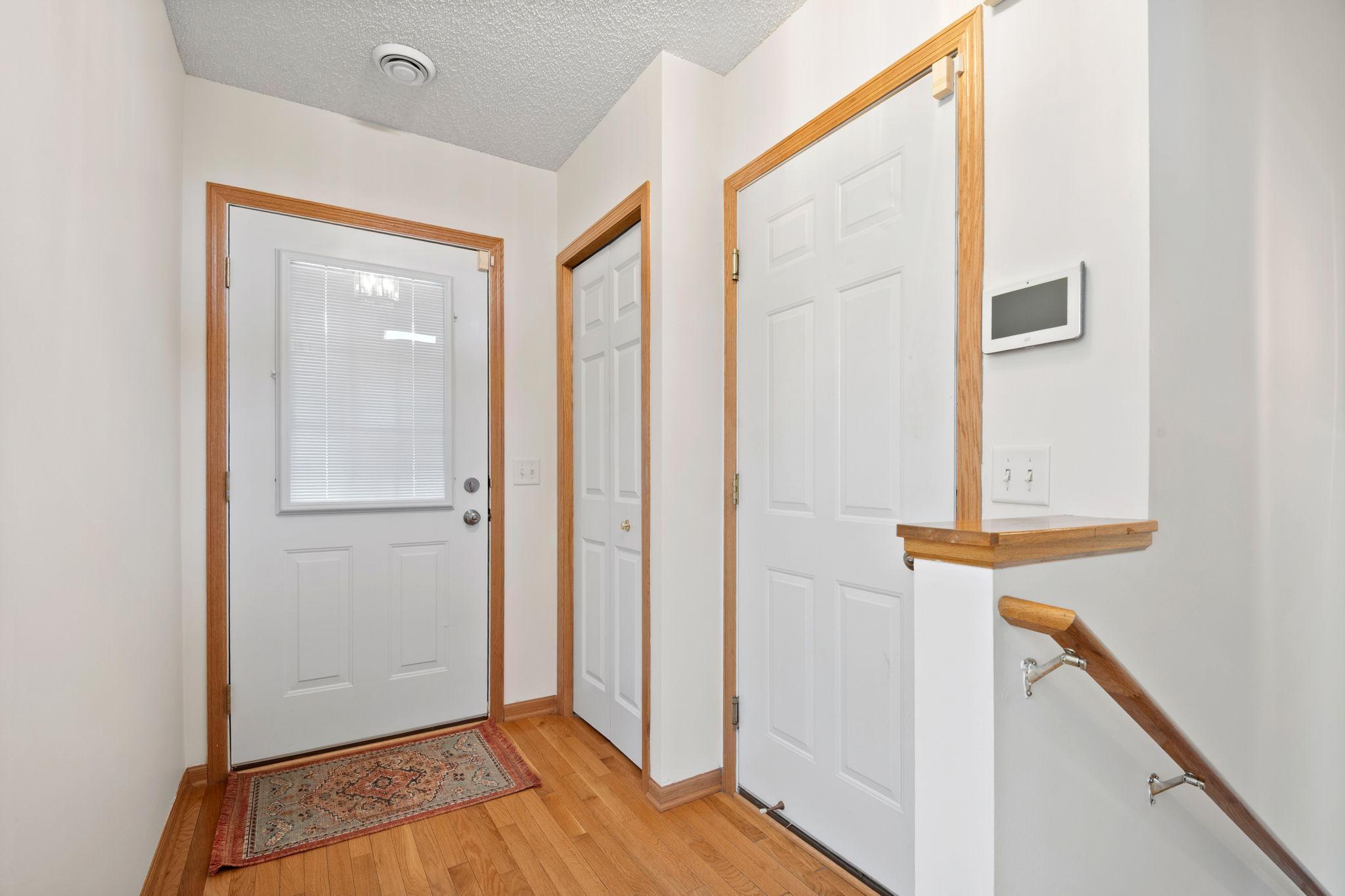 2160 Woodcrest Drive Property Photo 10