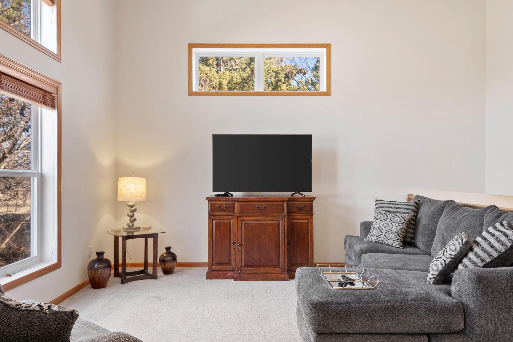2160 Woodcrest Drive Property Photo 13