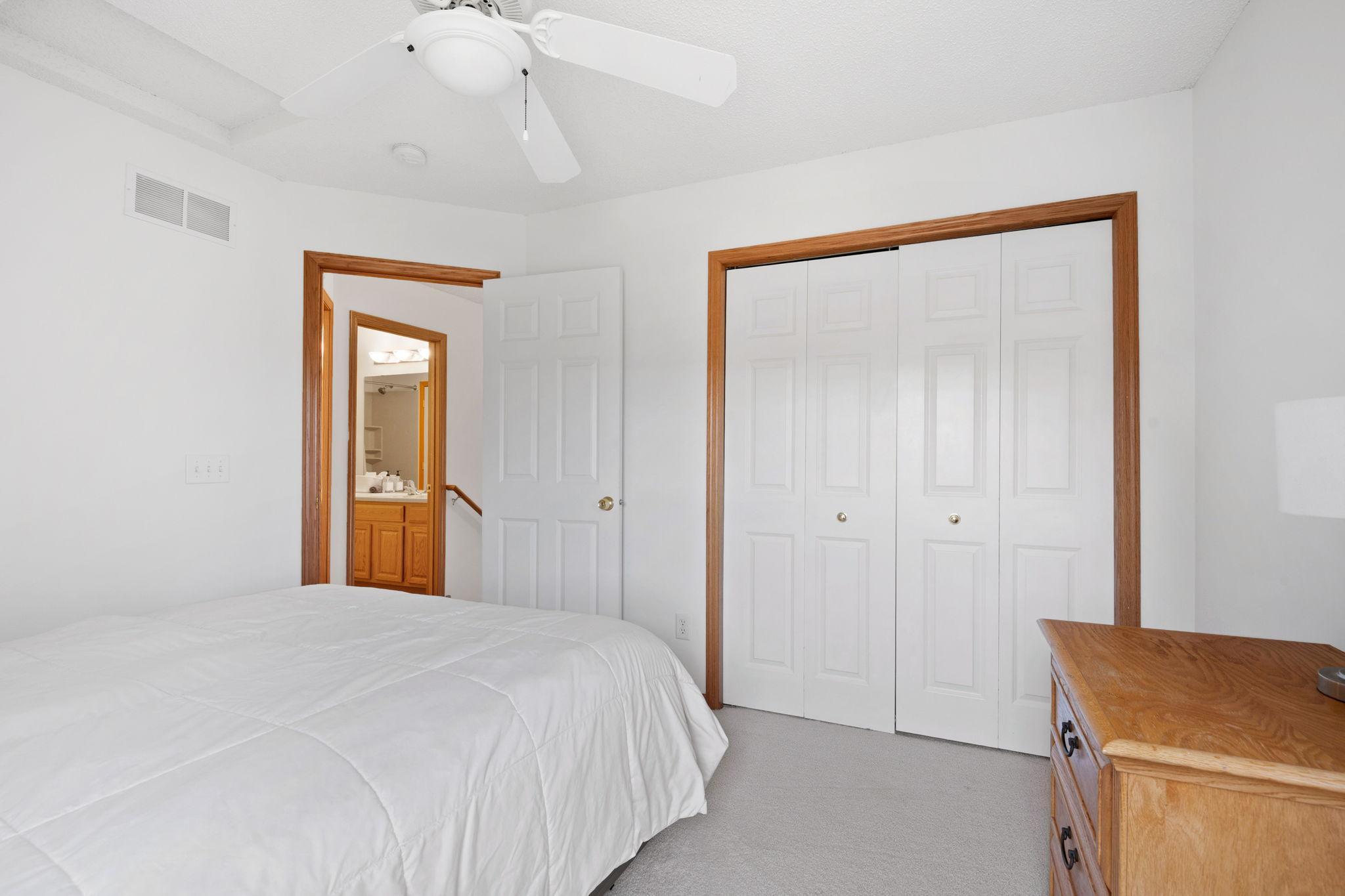 2160 Woodcrest Drive Property Photo 24