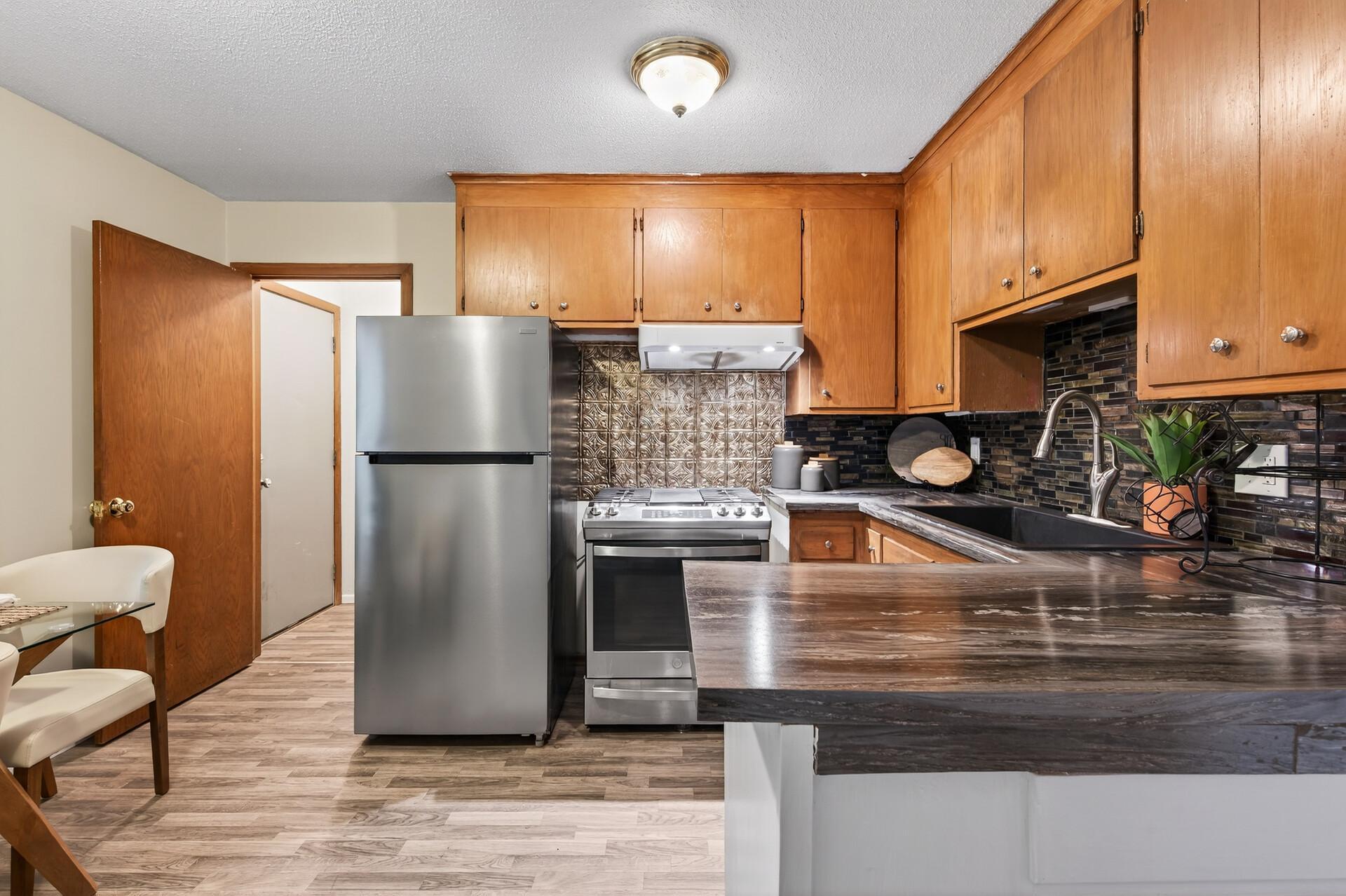 380 74th Avenue Property Photo 8