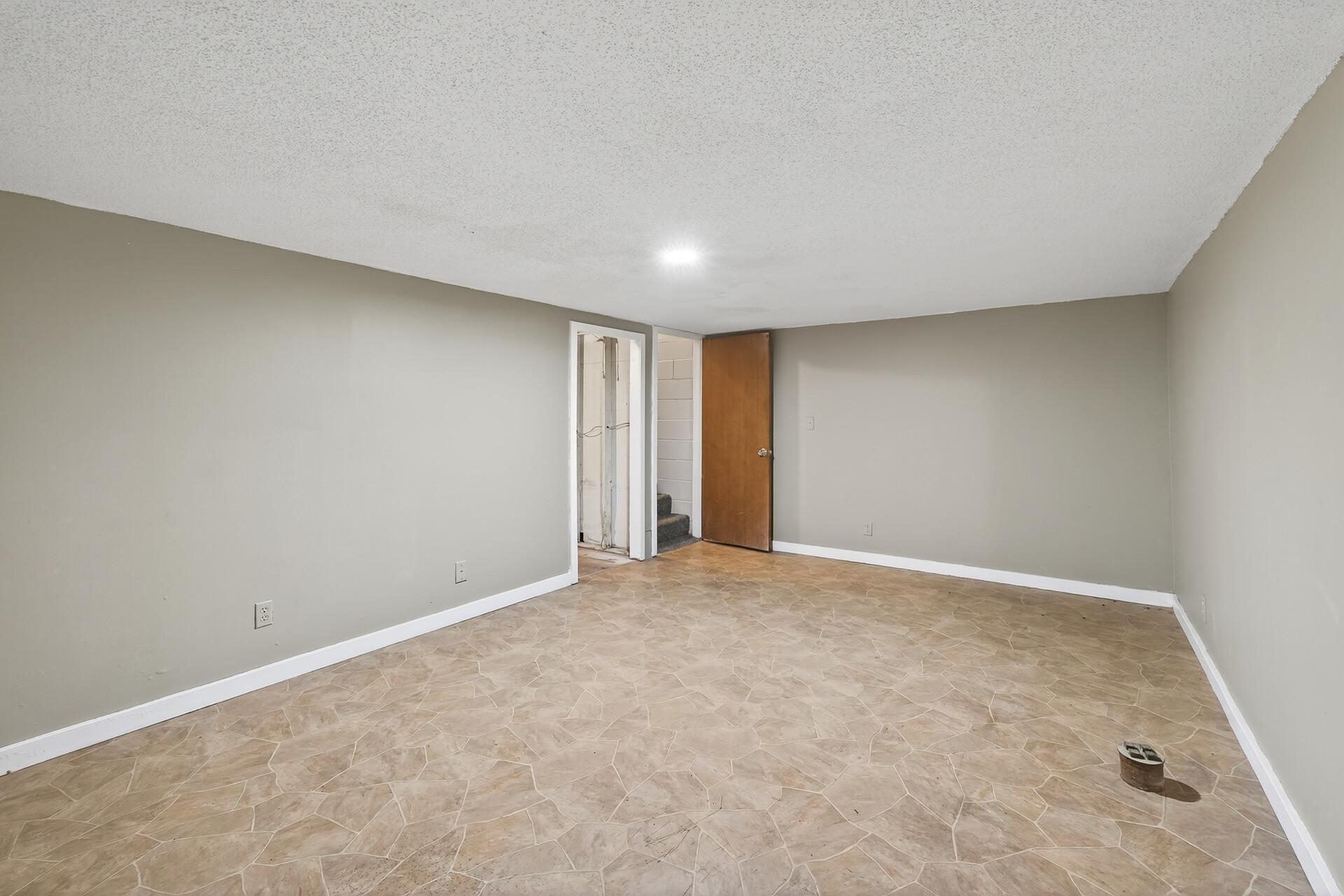 380 74th Avenue Property Photo 20