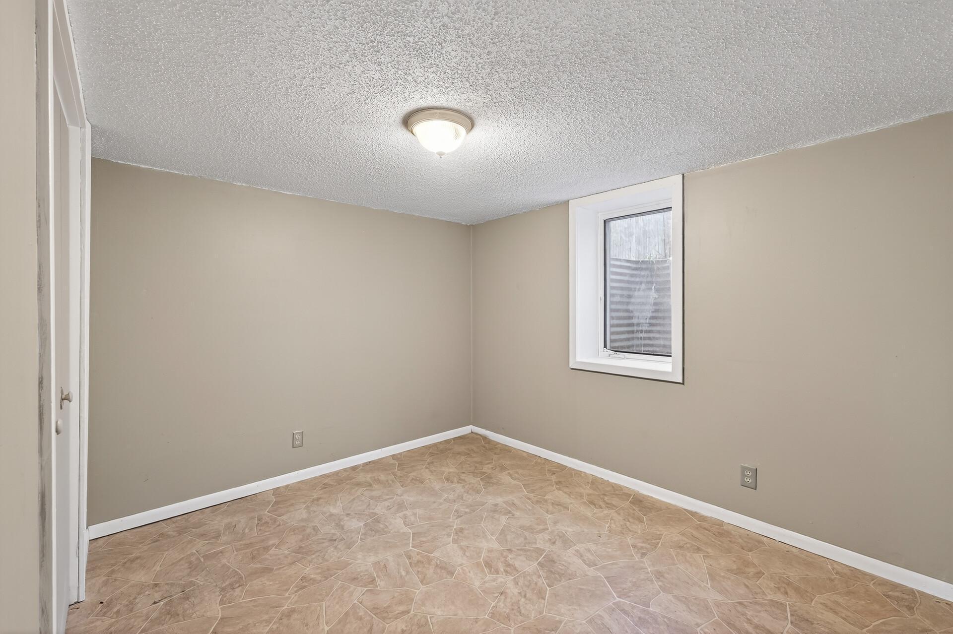 380 74th Avenue Property Photo 21