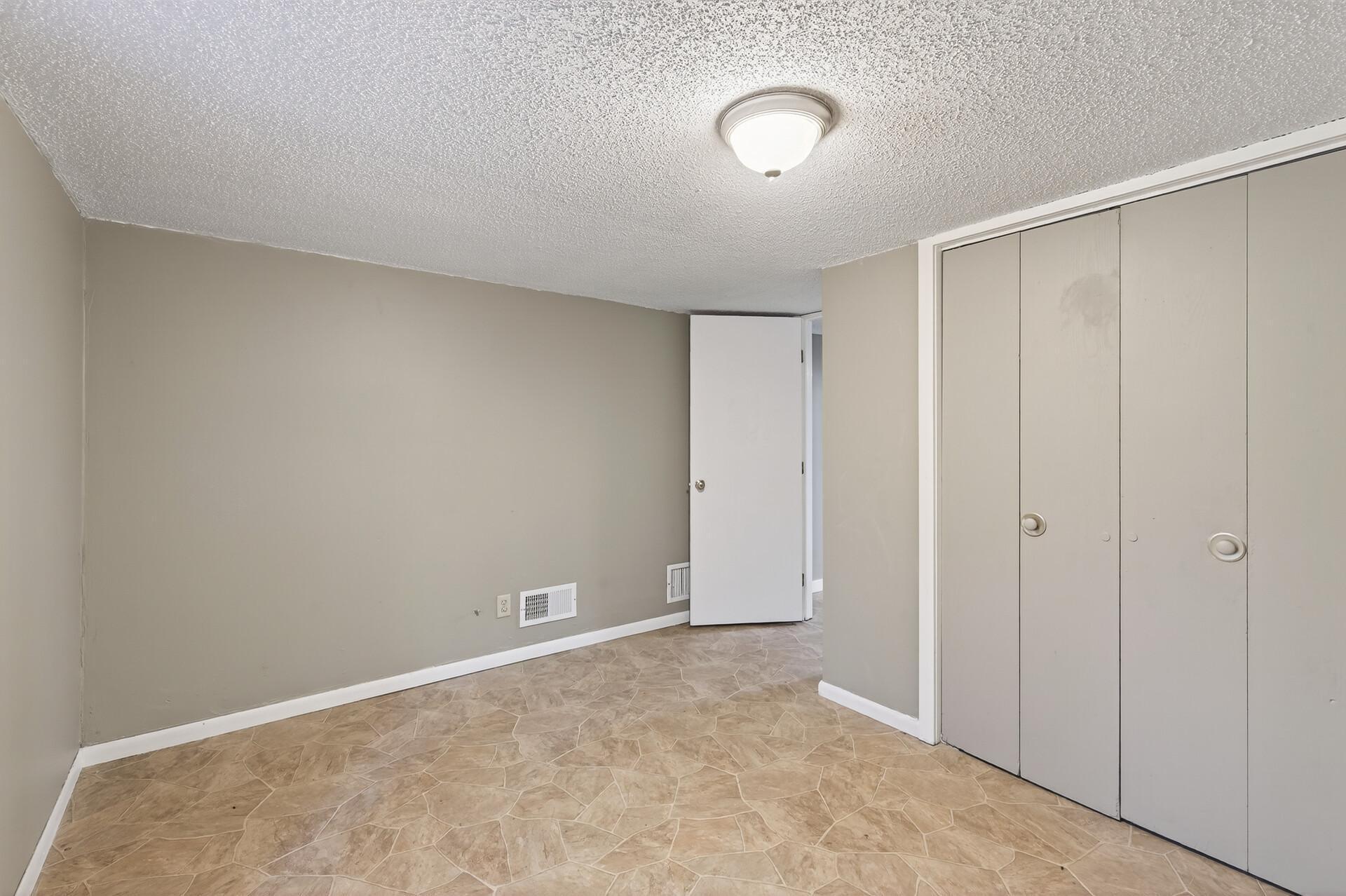 380 74th Avenue Property Photo 22