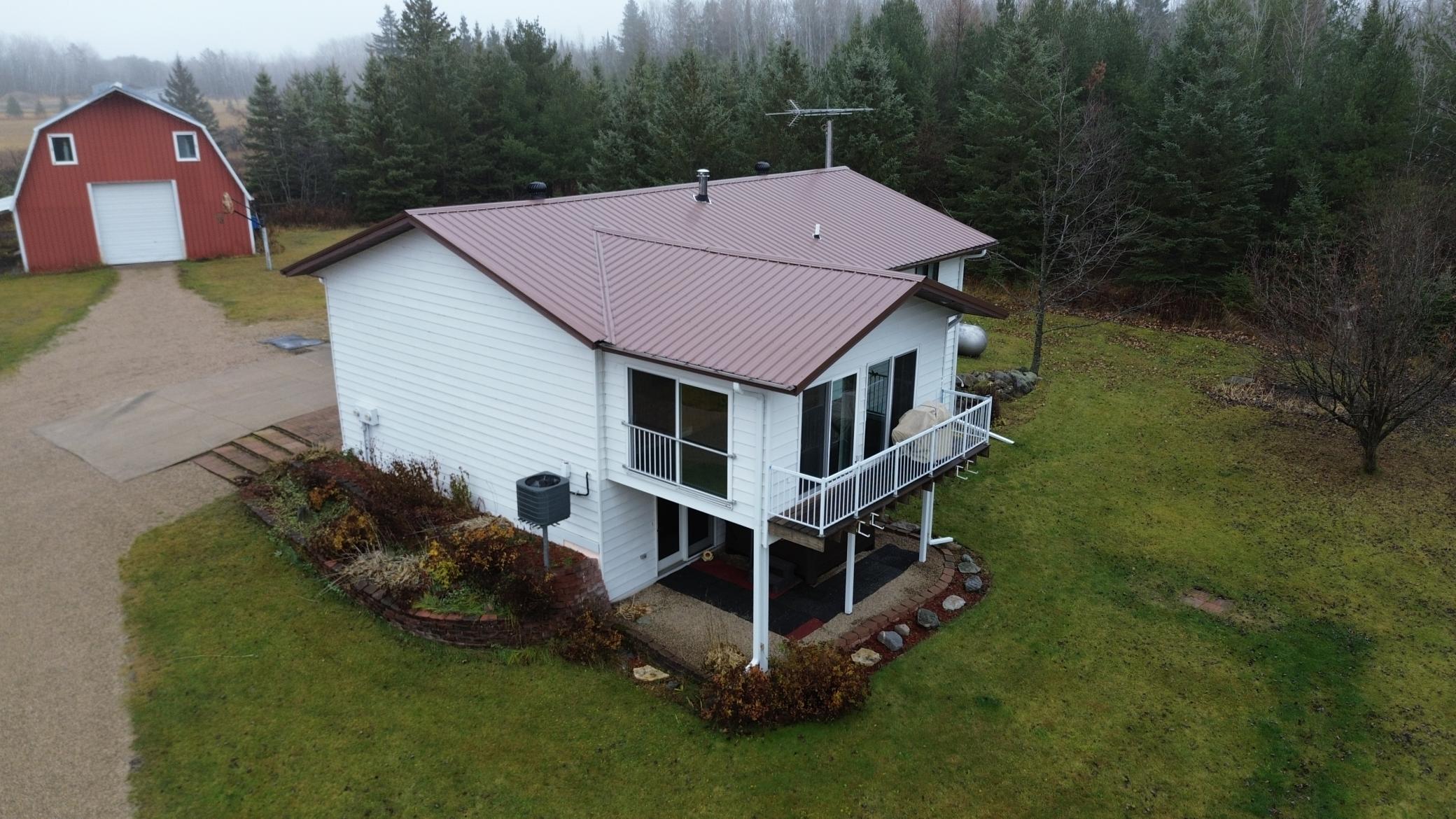 34402 Sand Lake Avenue Property Photo 1