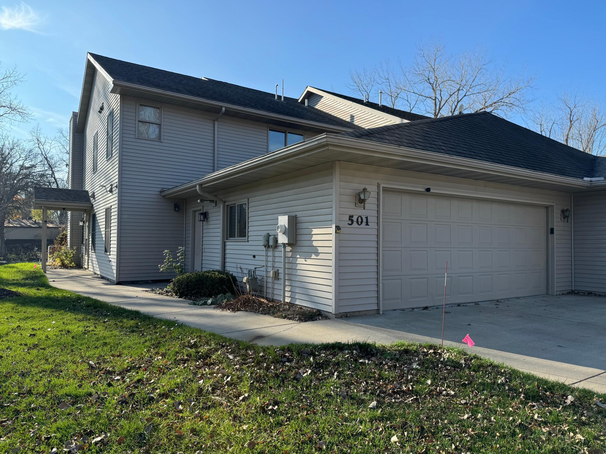 501 W Riverview Drive Property Photo
