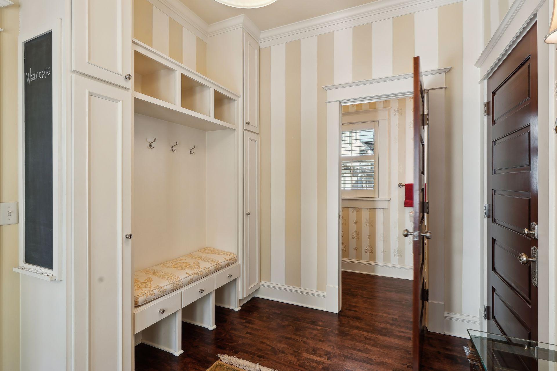 4551 Dupont Avenue Property Photo 20