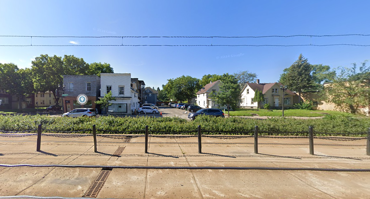1730 University Avenue Property Photo 13