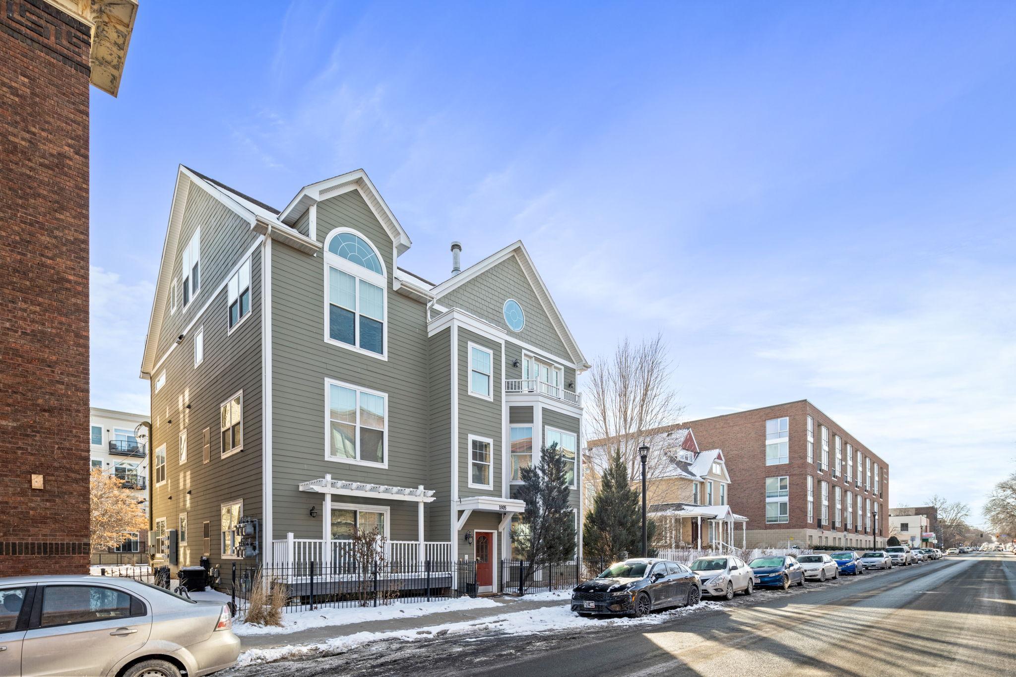 1805 3rd Avenue 201 Property Photo 1