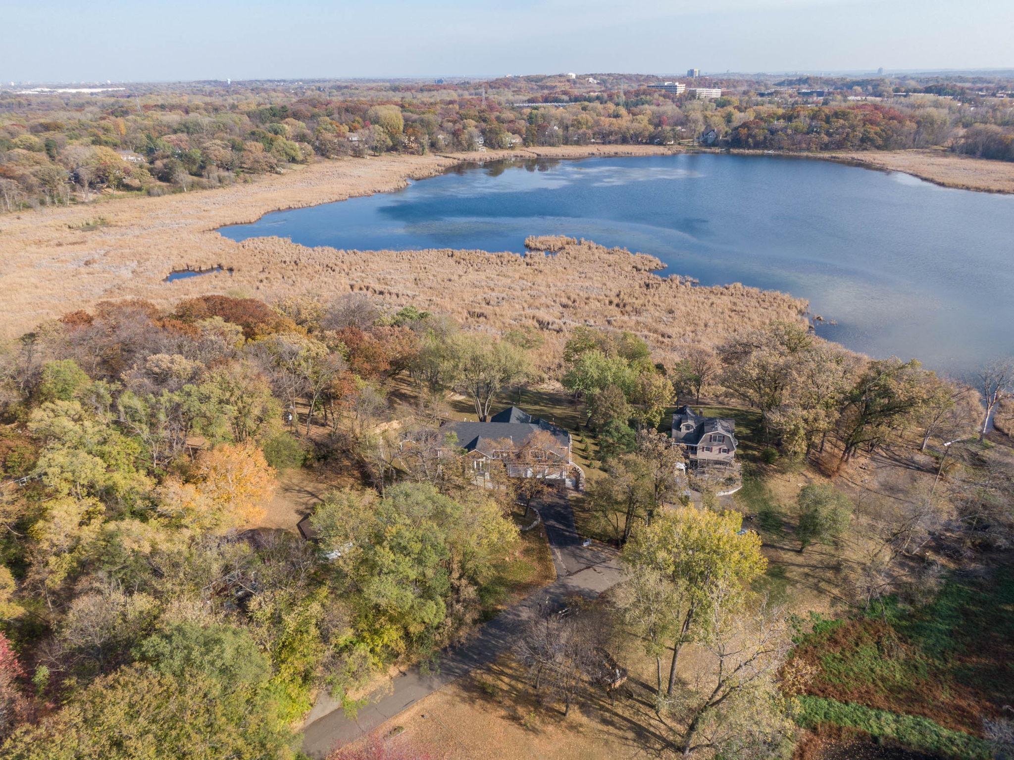 5517 Dickson Road Property Photo