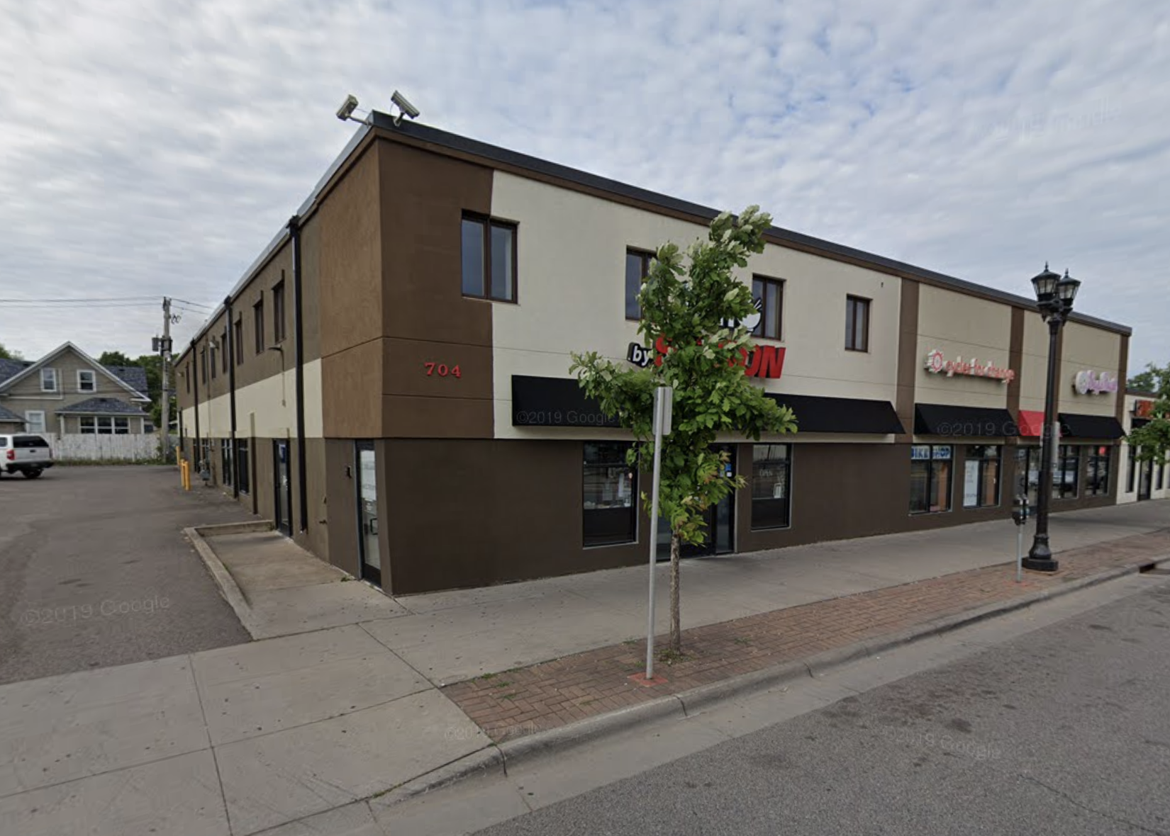 704 University Avenue Property Photo 1