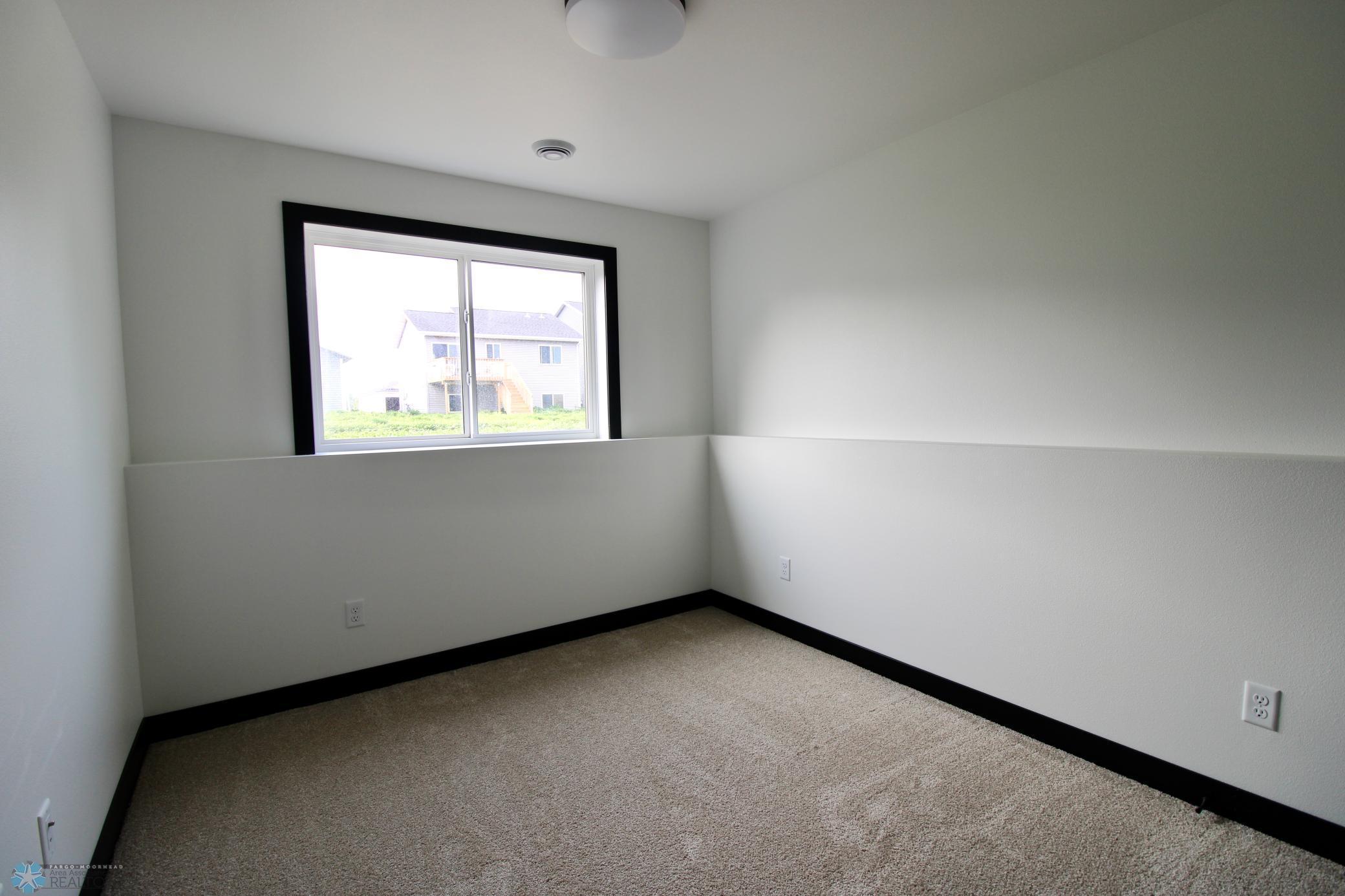 6721 67th Avenue S Property Photo 28