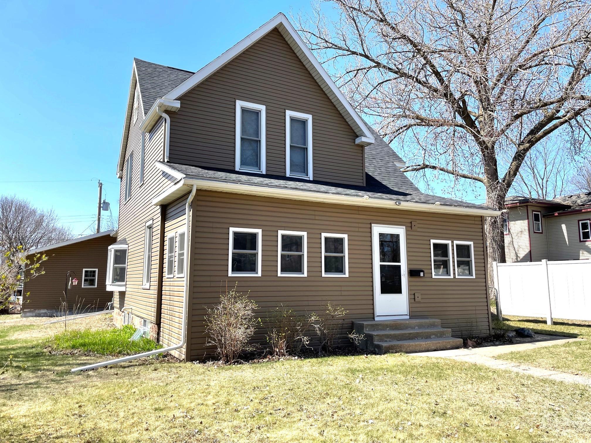 111 S 5th Street Property Photo 1
